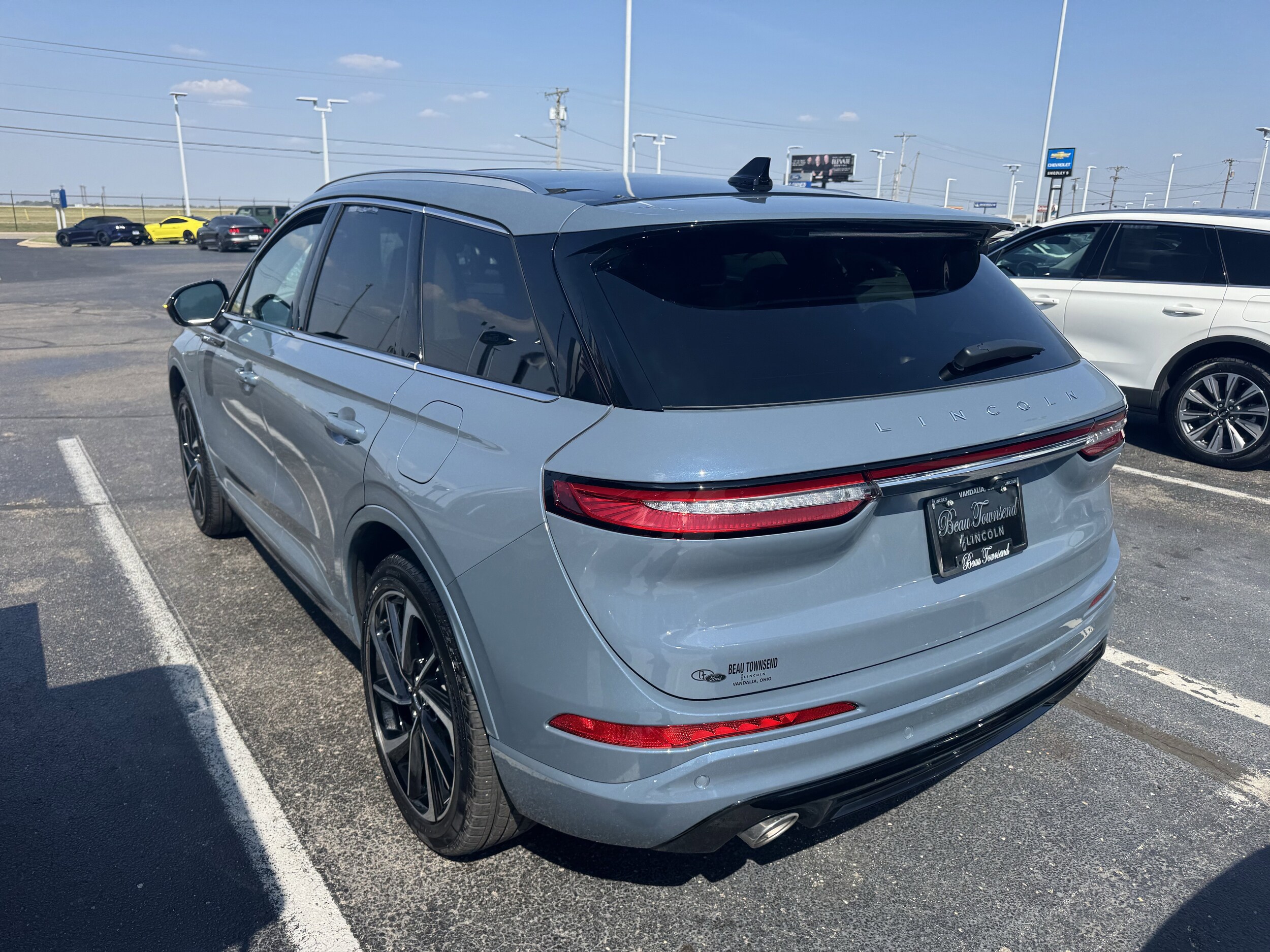 2024 Lincoln Corsair Grand Touring photo 2