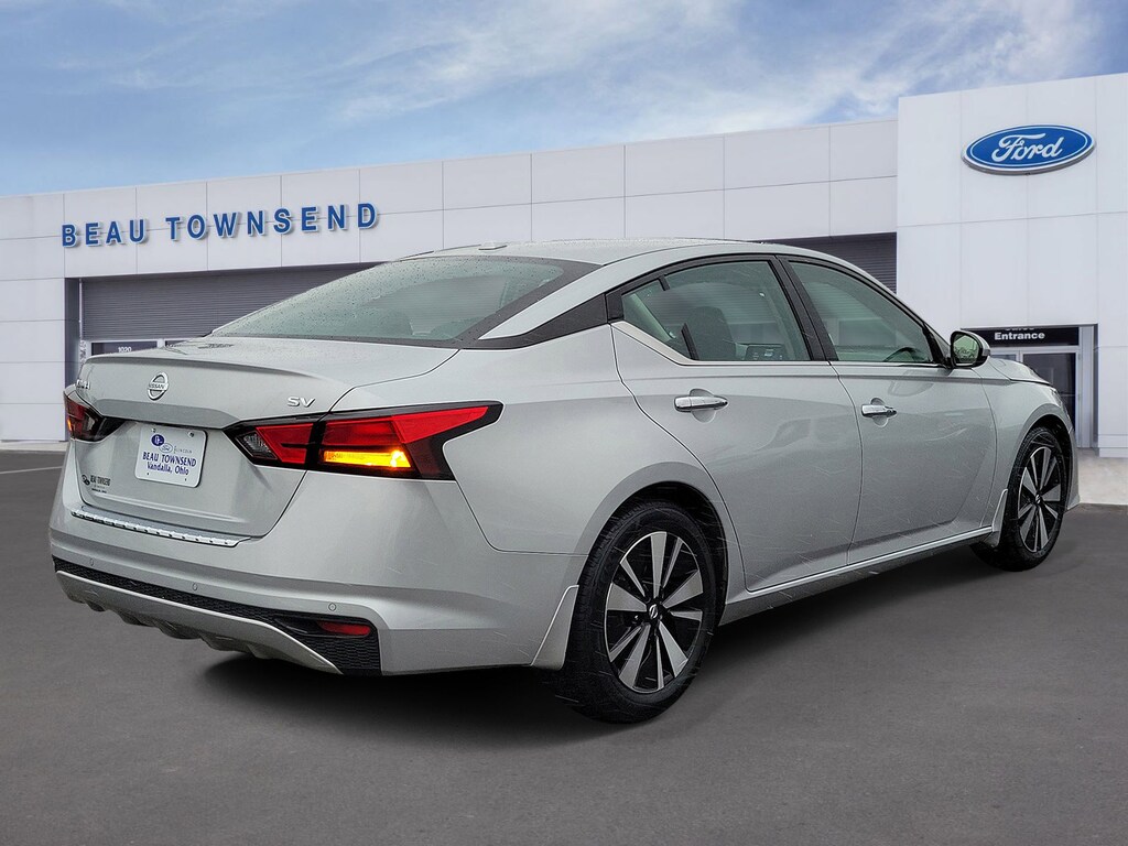 Certified 2022 Nissan Altima 2.5 SV Sedan