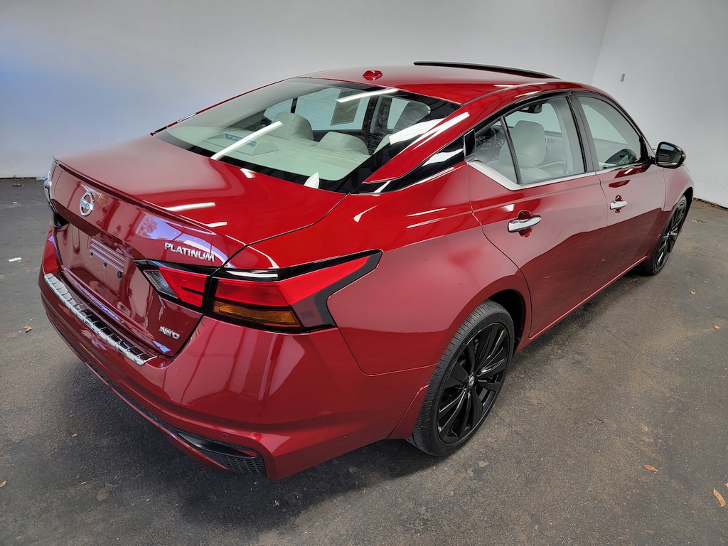 Used 2020 Nissan Altima 2.5 Platinum Sedan