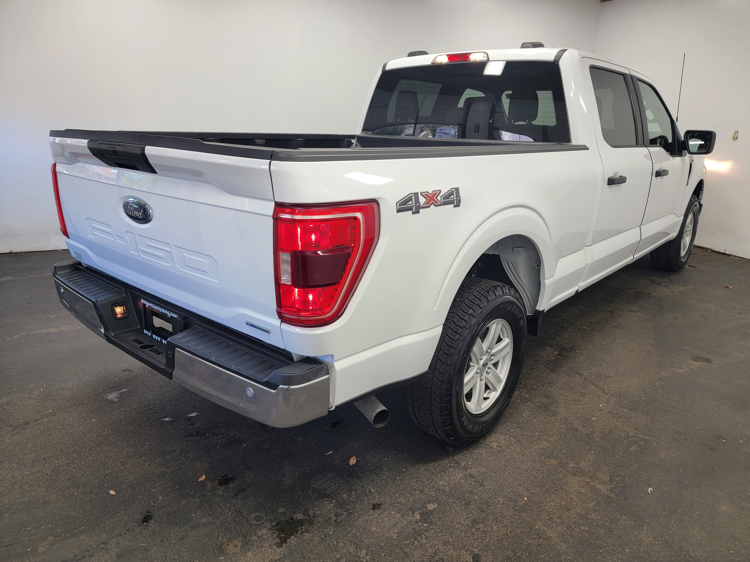 2022 Ford F-150 XLT photo 3