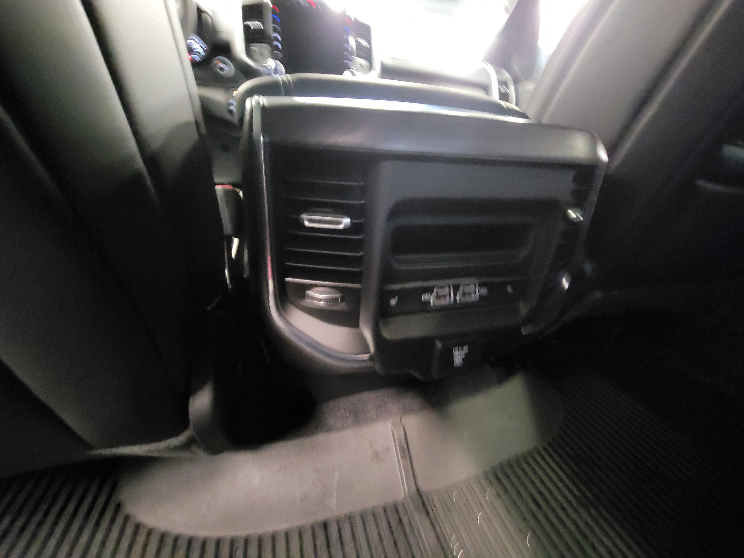 2026 RAM 1500 Laramie - Photo 17