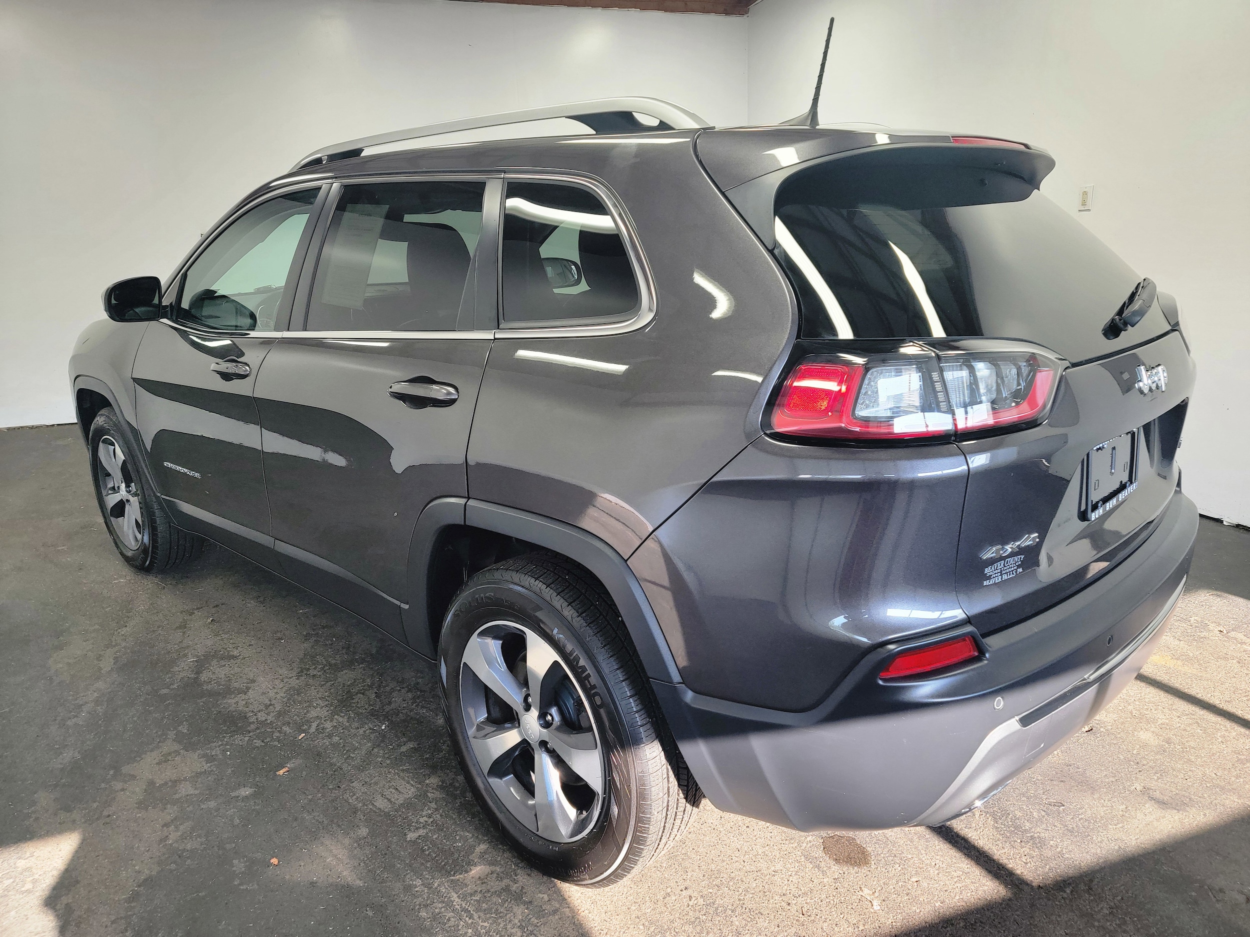 Certified 2019 Jeep Cherokee Limited with VIN 1C4PJMDX3KD261046 for sale in Beaver Falls, PA
