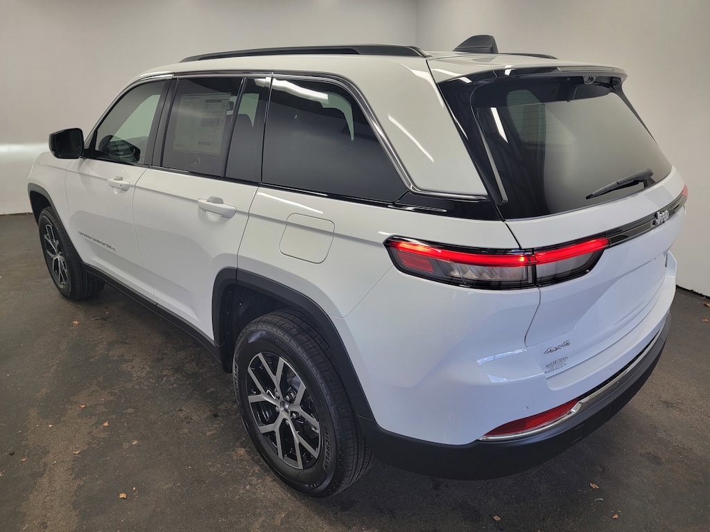 New 2025 Jeep Grand Cherokee Limited Sport Utility
