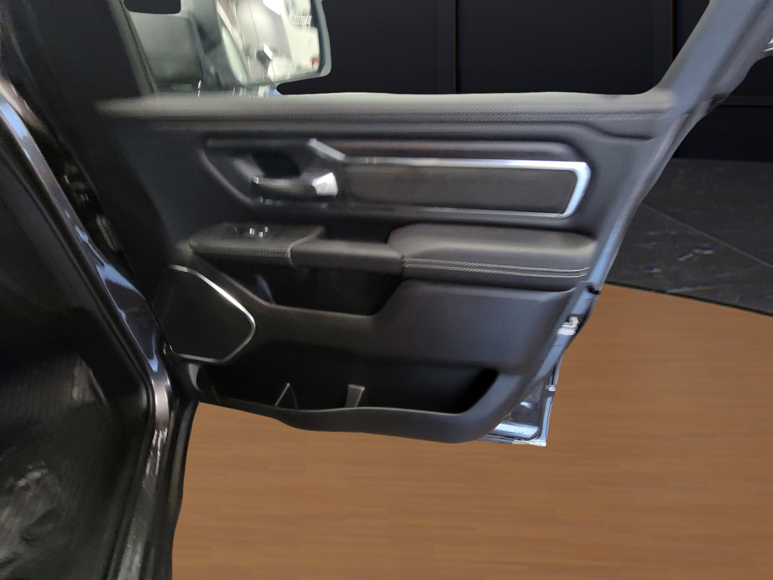2026 RAM 1500 Laramie - Photo 17