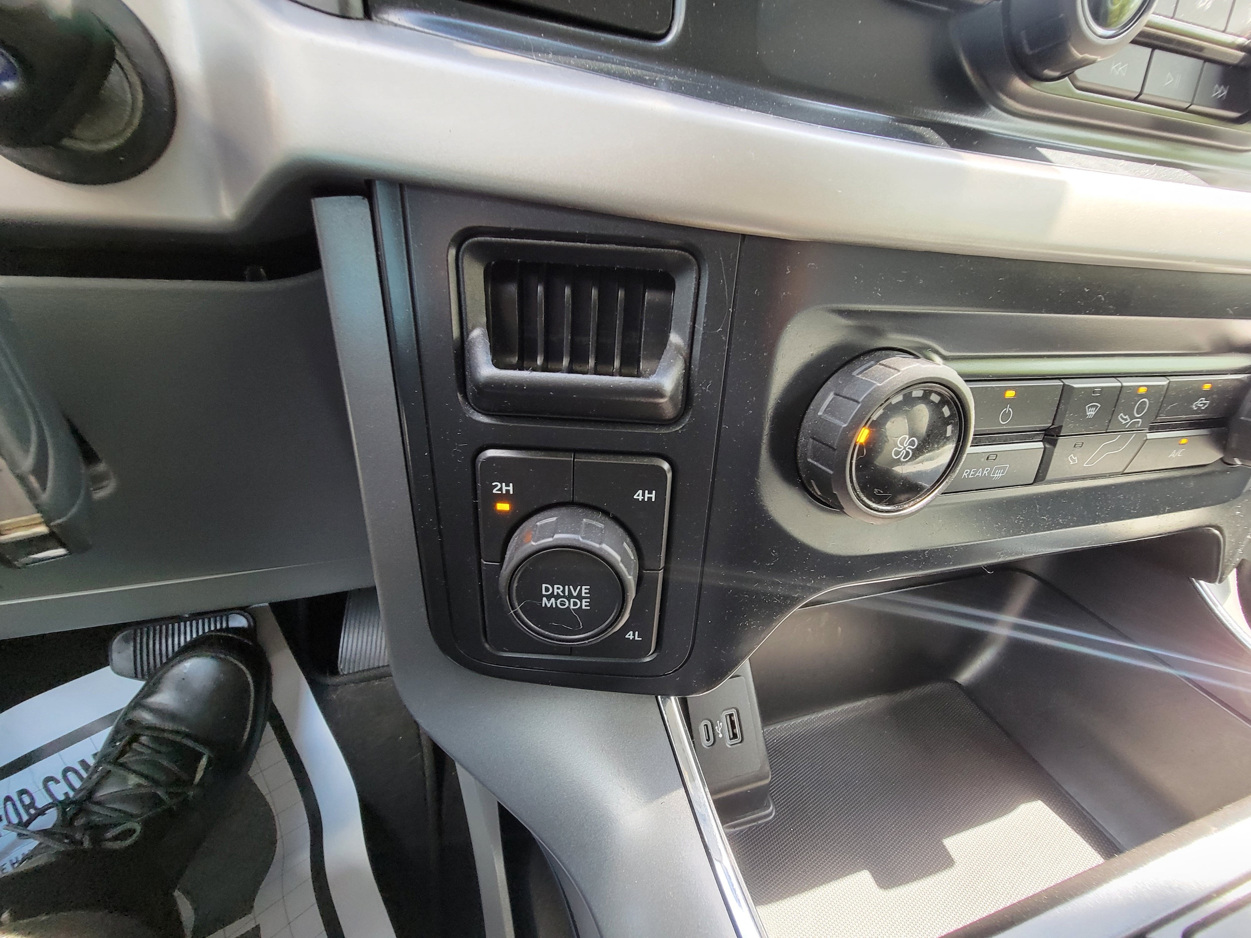 2022 Ford F-150 XLT - Photo 36