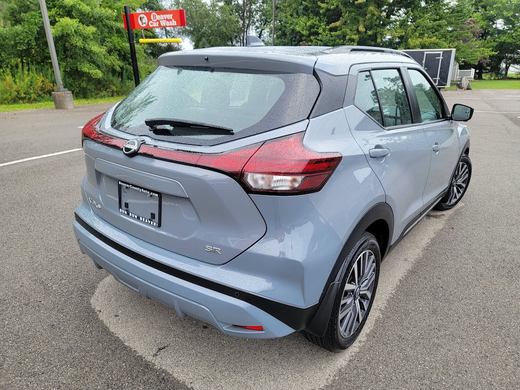 Used 2023 Nissan Kicks SR SR FWD