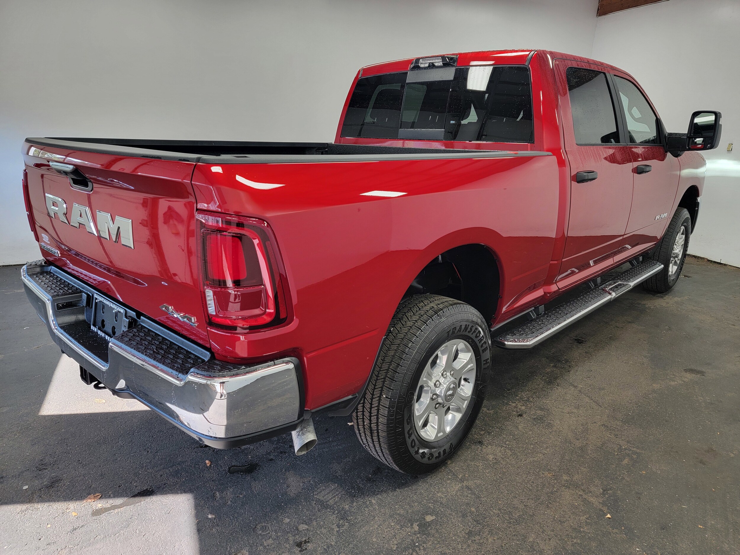 2026 Ram 2500 Big Horn photo 3