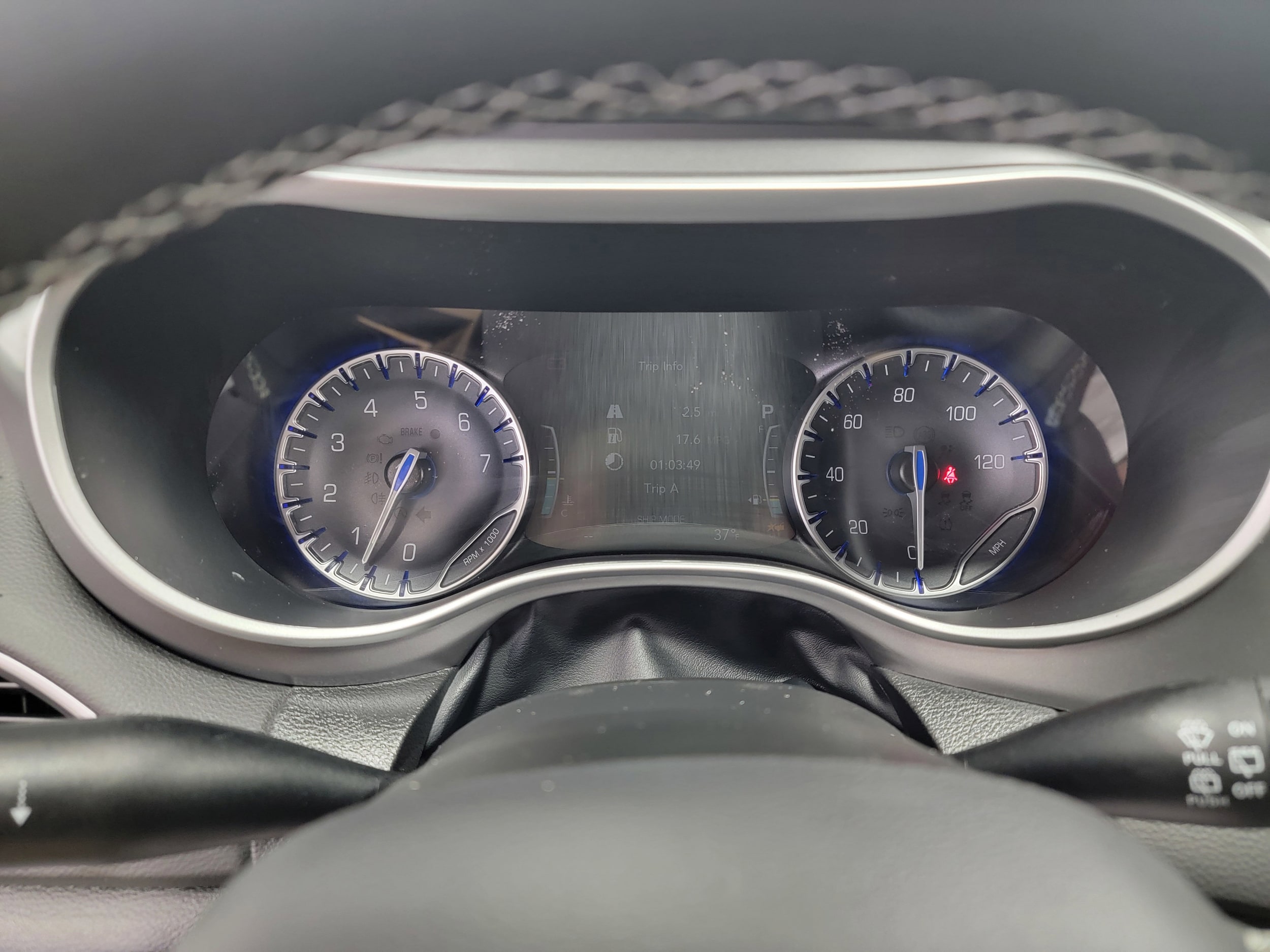 2026 Chrysler Voyager LX - Photo 23