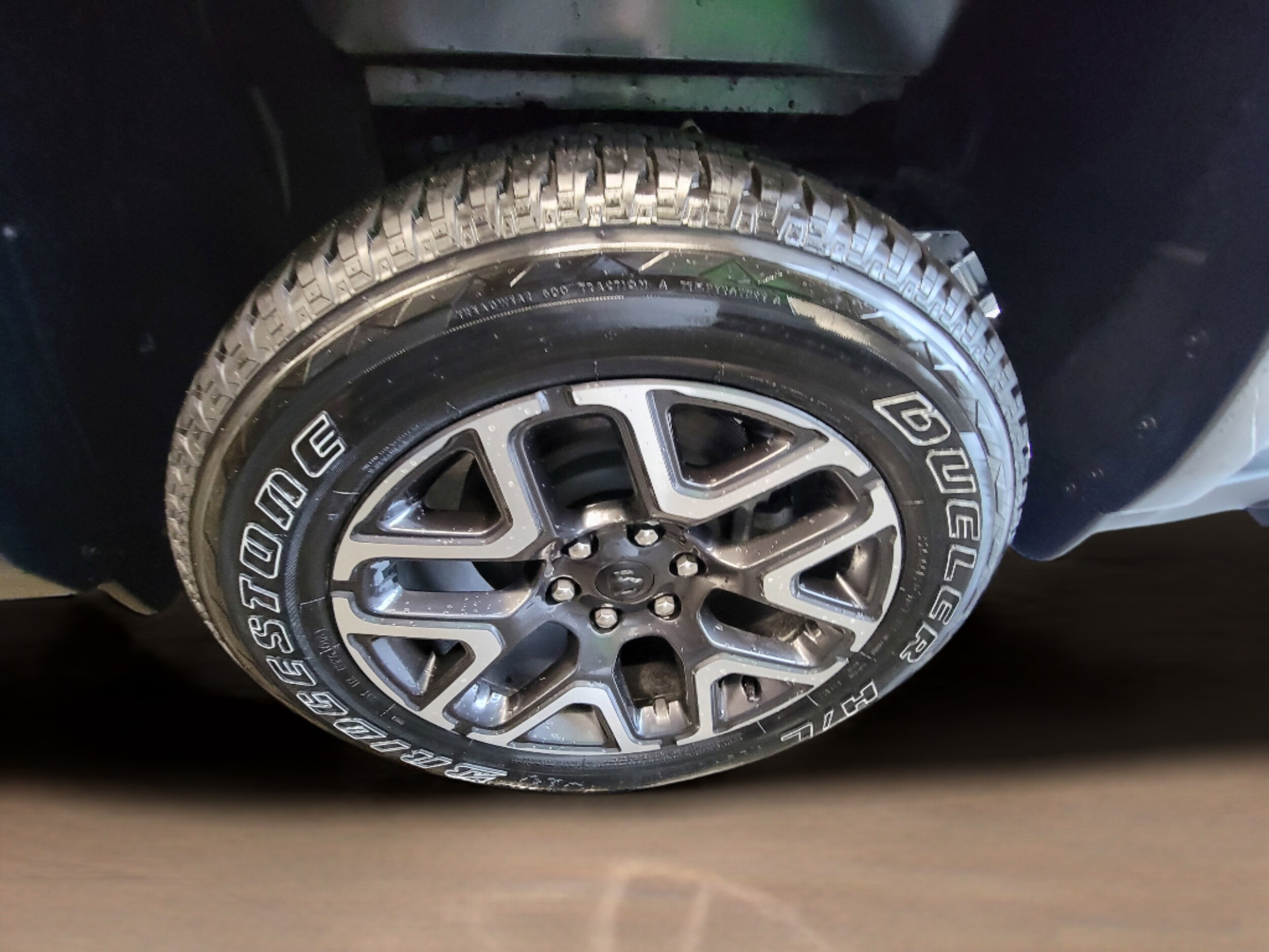 2026 RAM 1500 Laramie - Photo 24