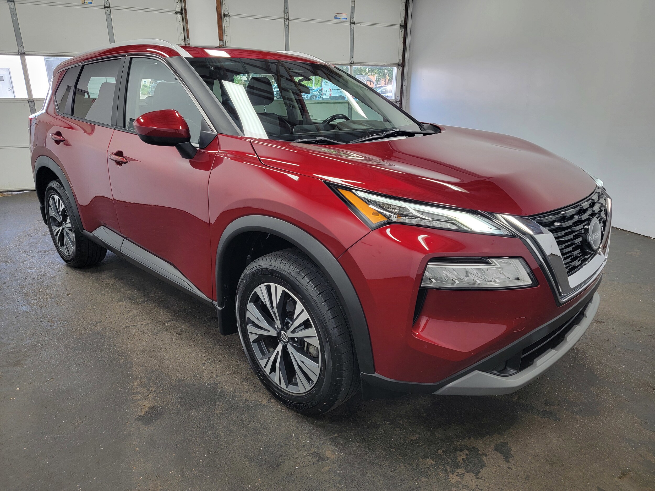 2023 Nissan Rogue SV photo 4
