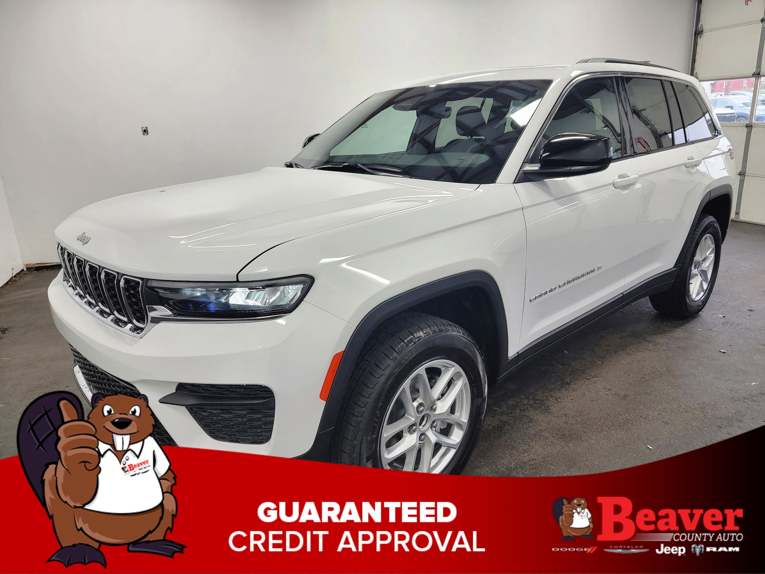 2025 Jeep Grand Cherokee Laredo
