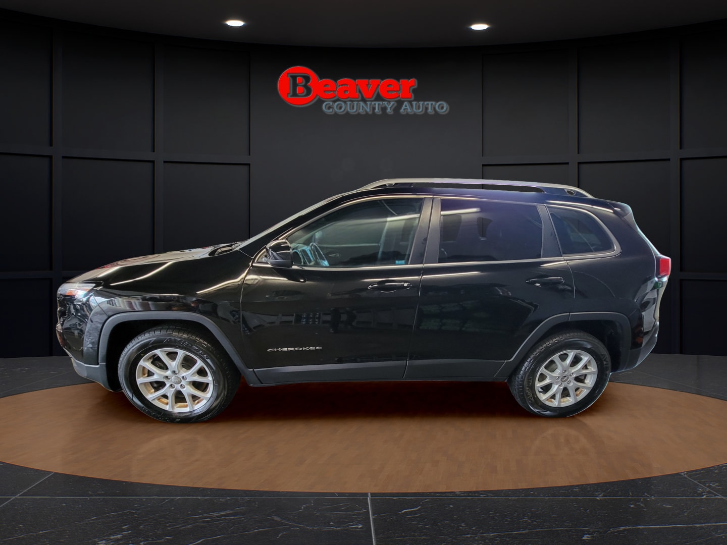 Used 2018 Jeep Cherokee Latitude Plus with VIN 1C4PJMLB4JD507932 for sale in Beaver Falls, PA
