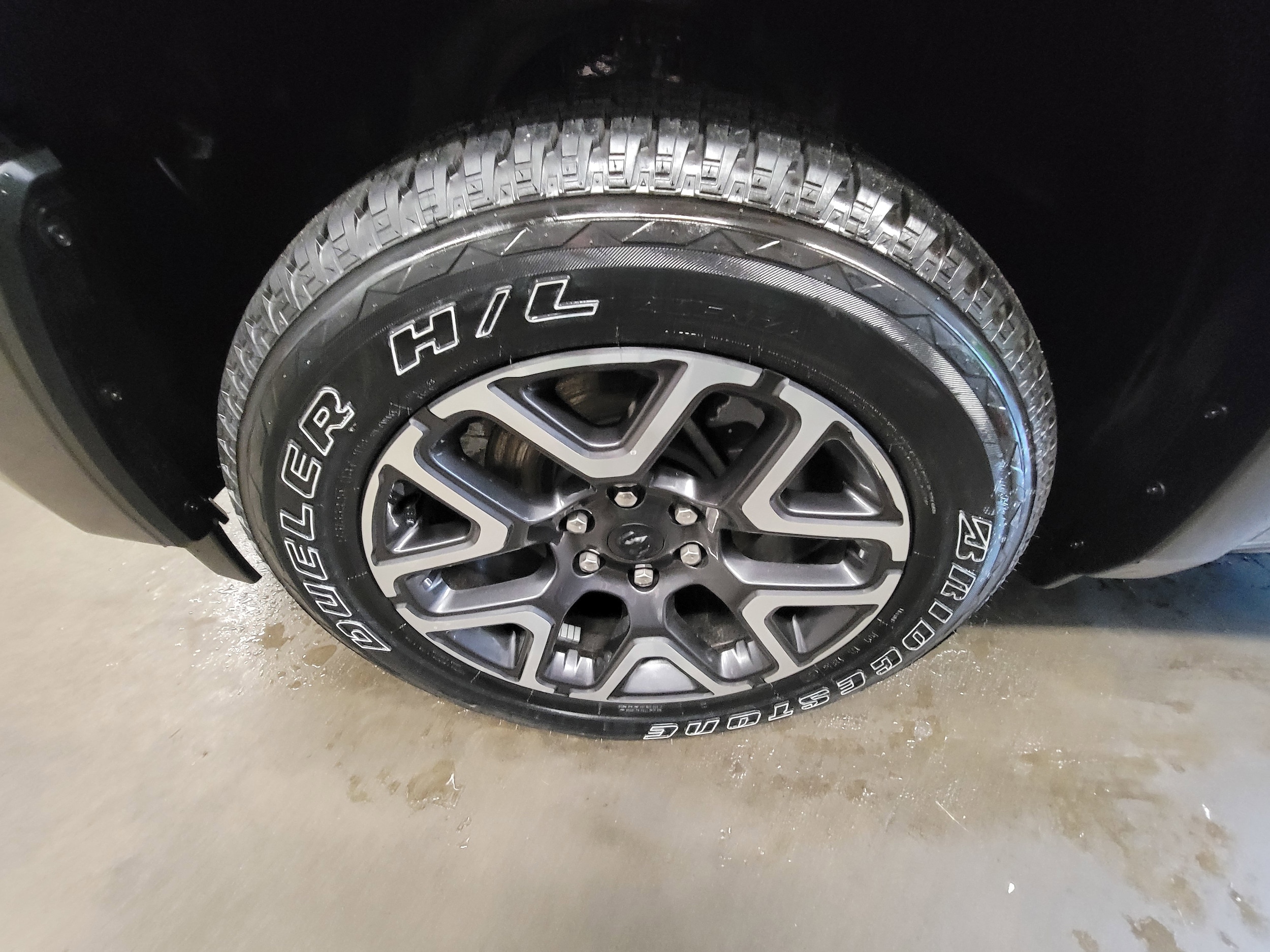 2026 RAM 1500 Laramie - Photo 10