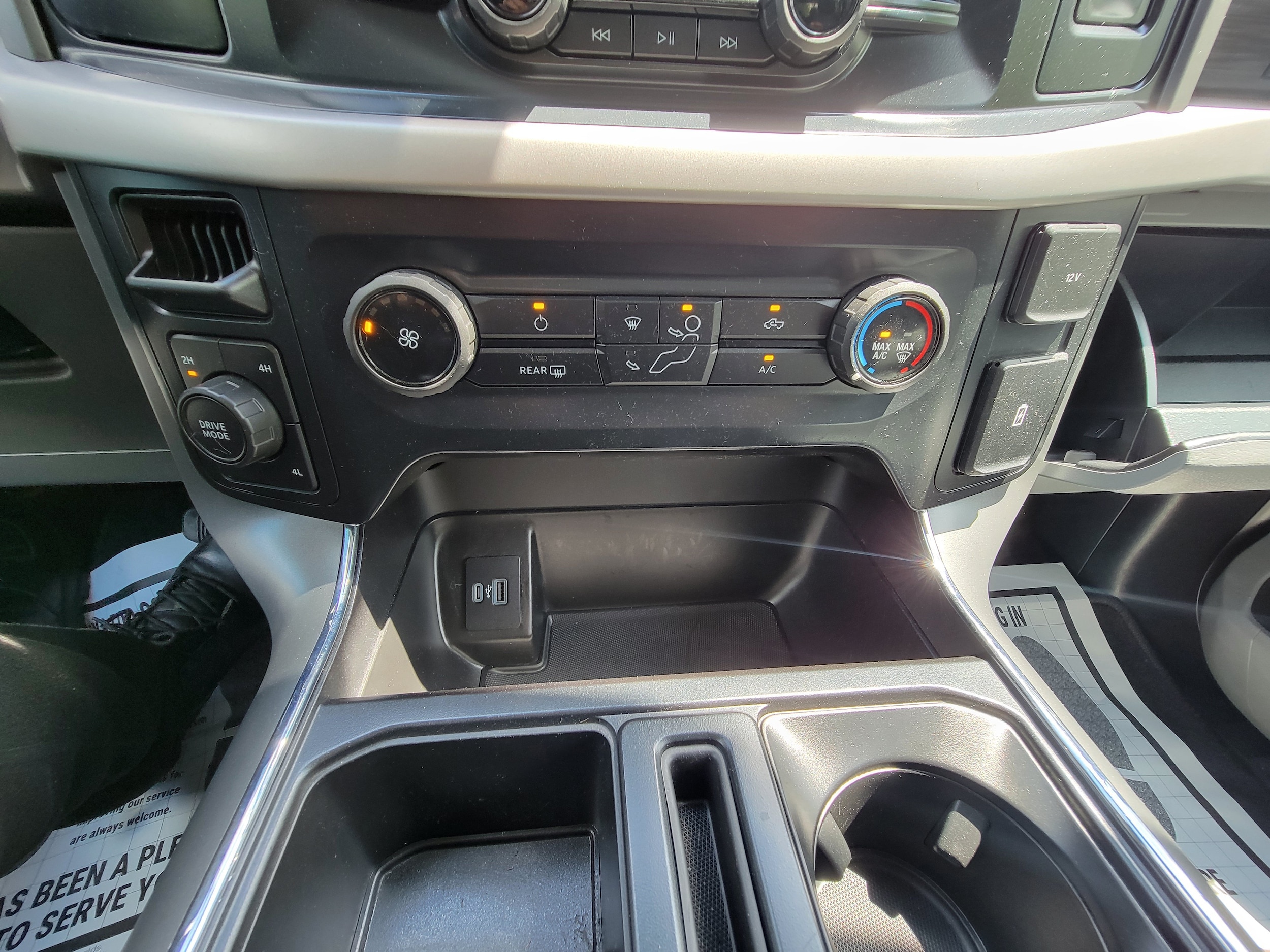 2022 Ford F-150 XLT - Photo 32