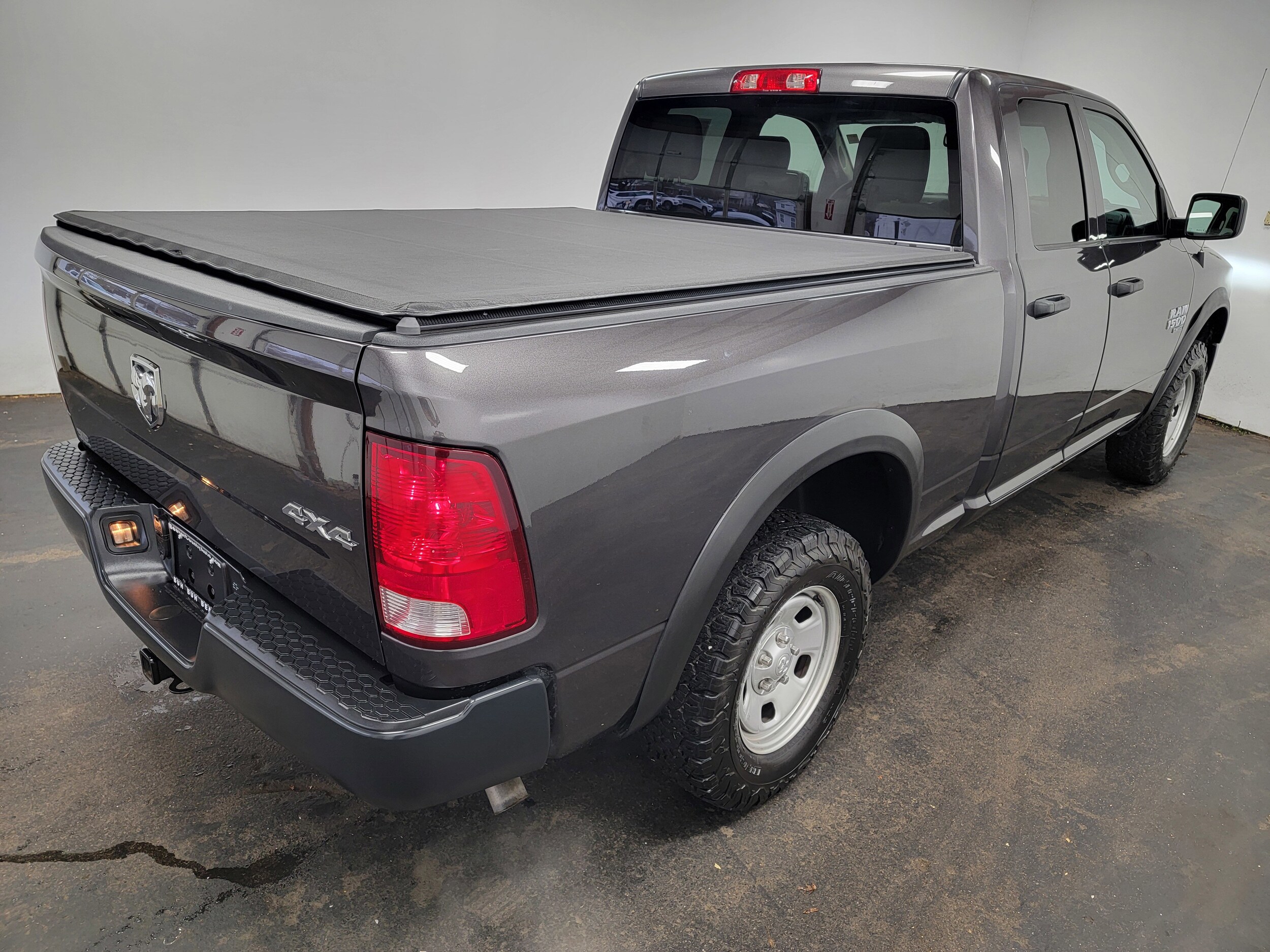 2020 Ram 1500 Classic Tradesman photo 3
