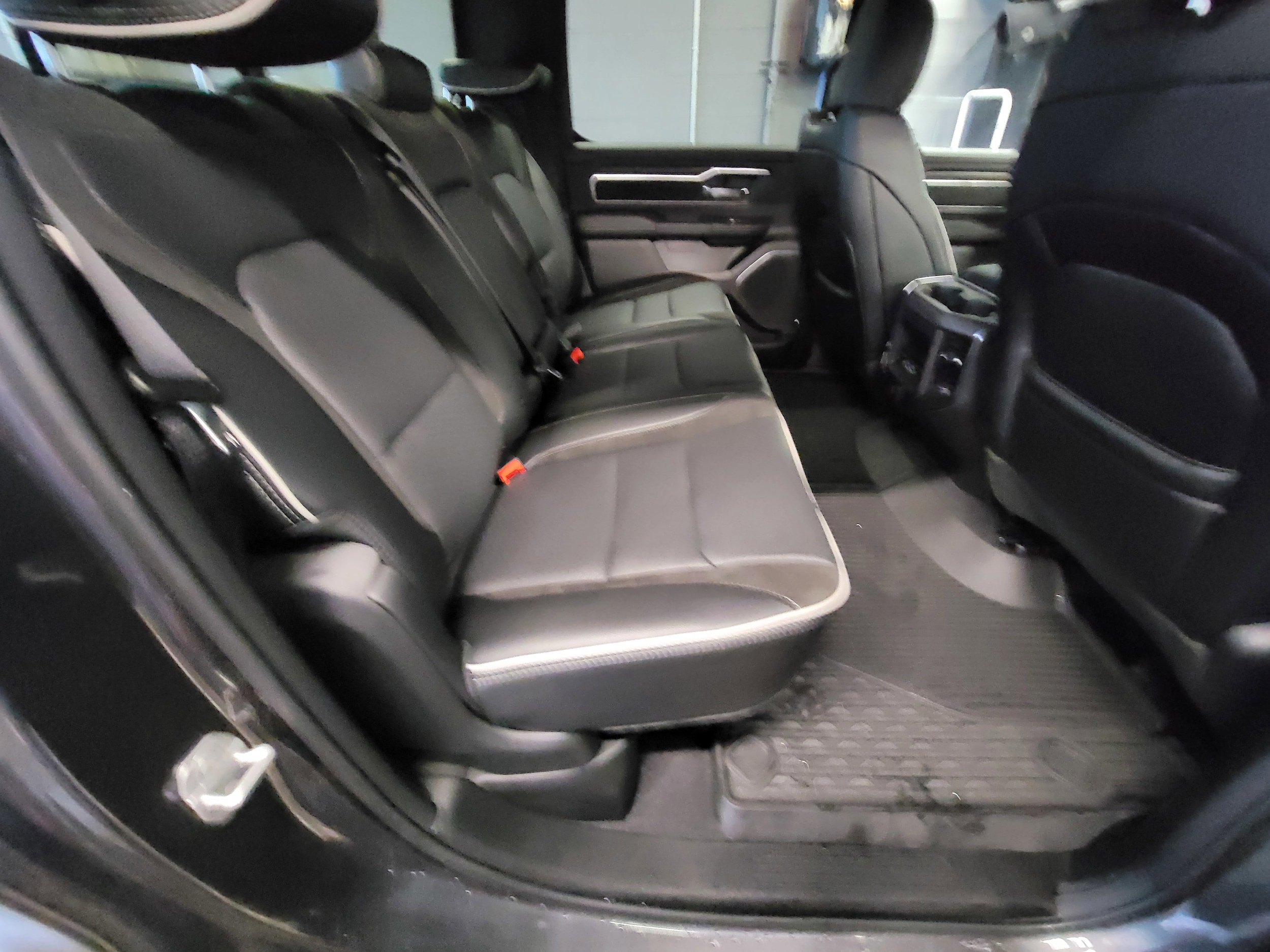 2026 RAM 1500 Laramie - Photo 20