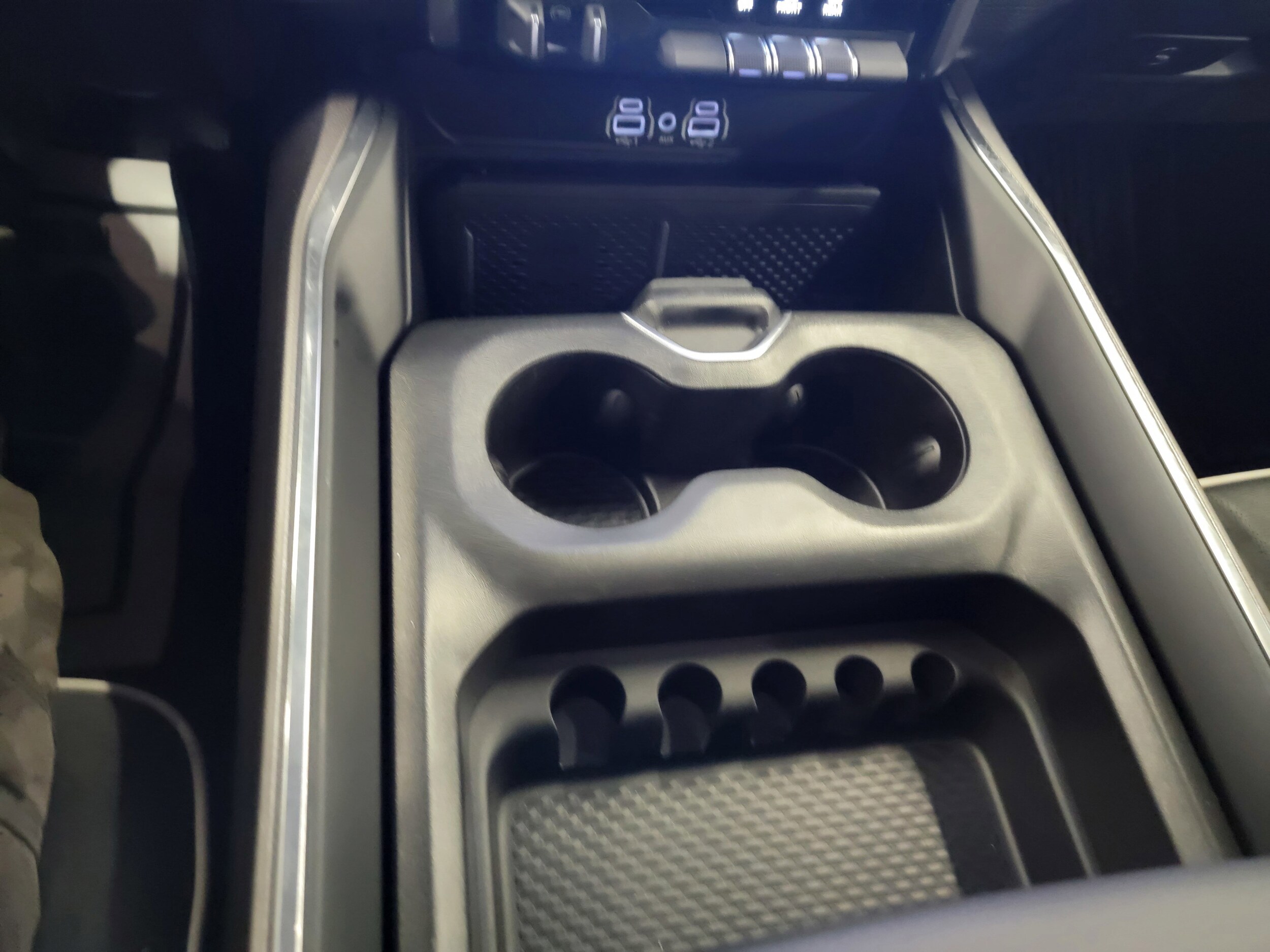 2026 RAM 1500 Laramie - Photo 21