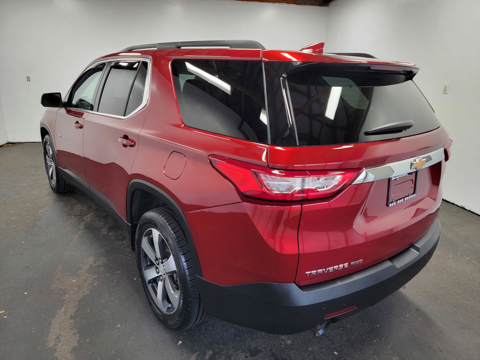 Used 2021 Chevrolet Traverse 3LT with VIN 1GNEVHKW6MJ107505 for sale in Beaver Falls, PA