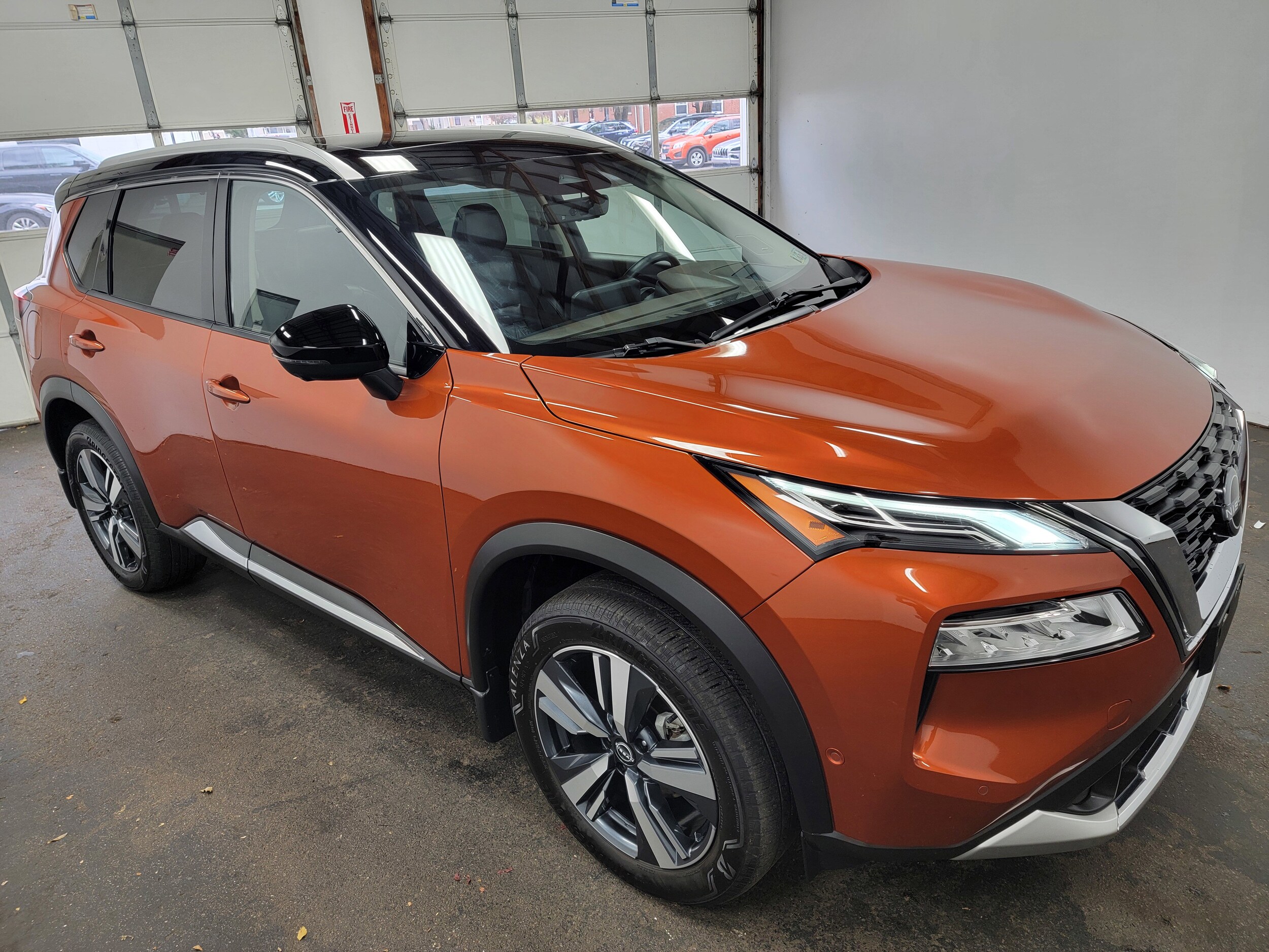 2023 Nissan Rogue AWD Platinum photo 4