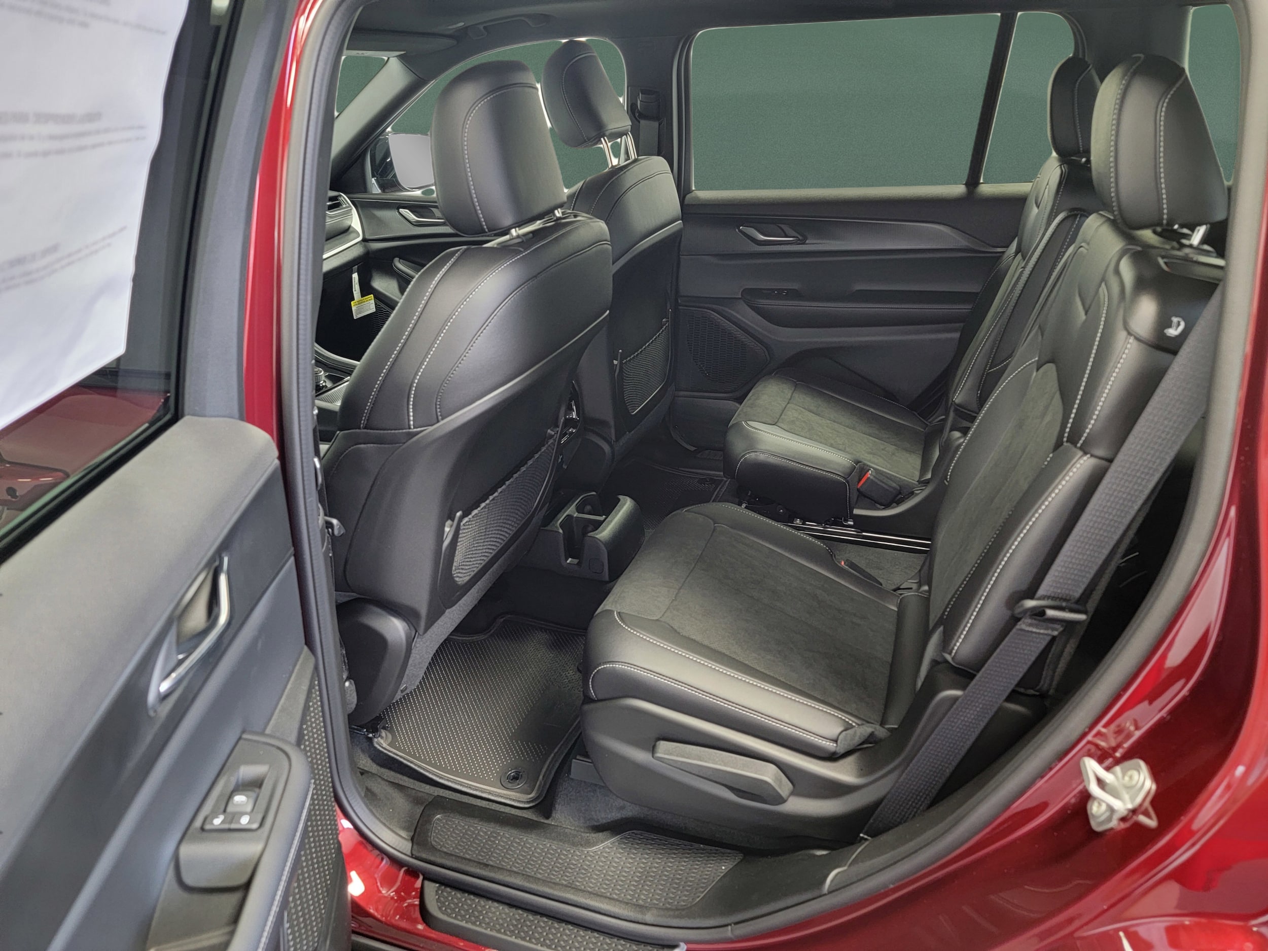 2025 Jeep Grand Cherokee L Altitude - Photo 15
