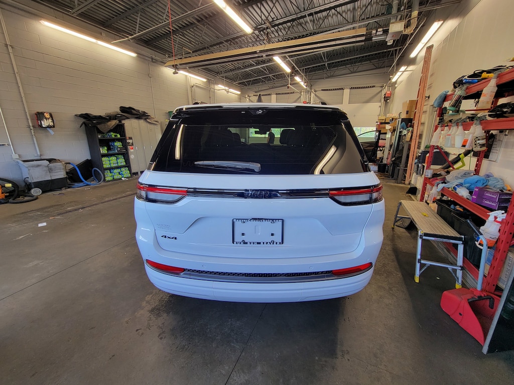 New 2026 Jeep Grand Cherokee Limited Sport Utility