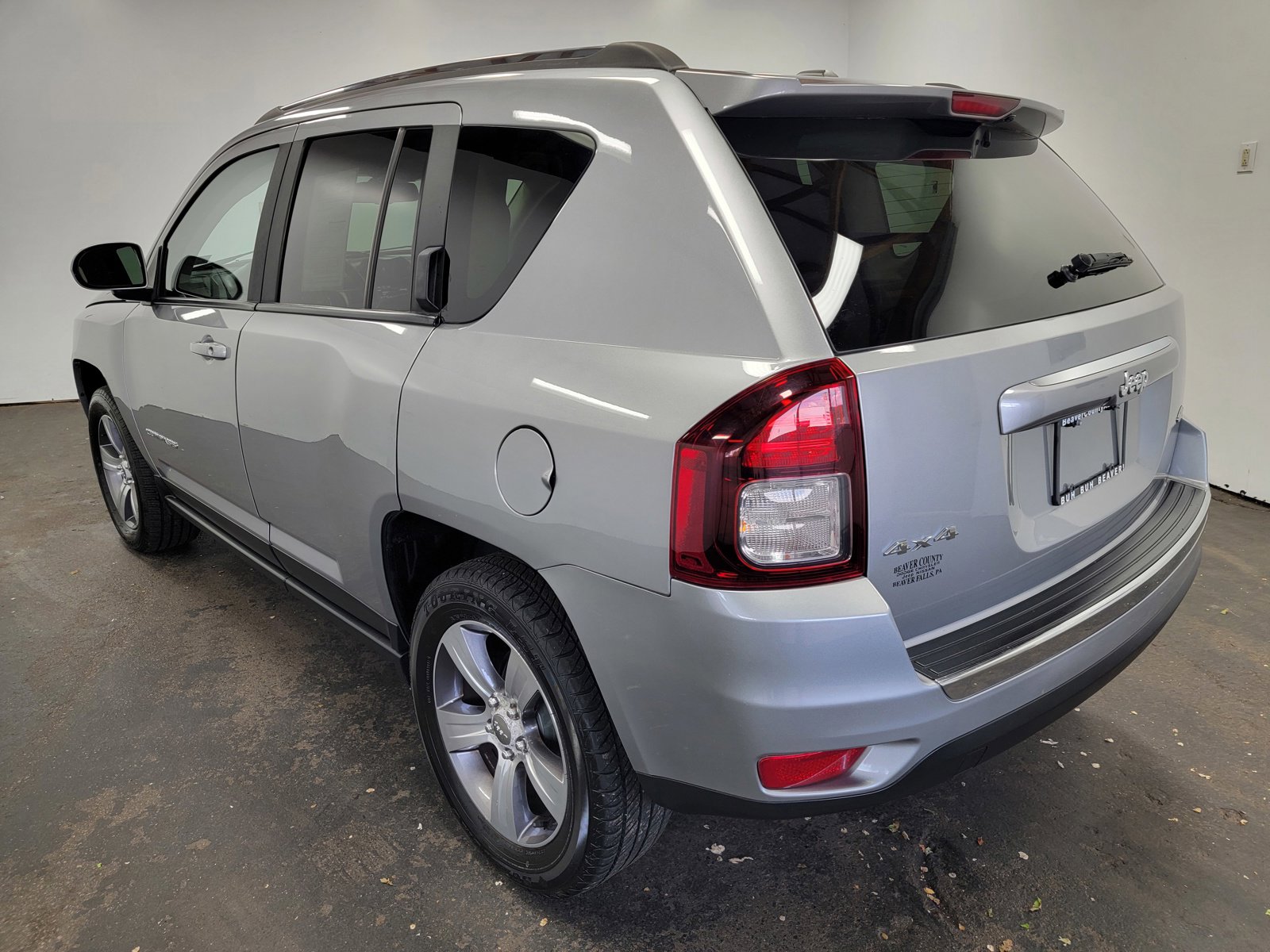 Used 2017 Jeep Compass High Altitude with VIN 1C4NJDEB6HD111919 for sale in Beaver Falls, PA