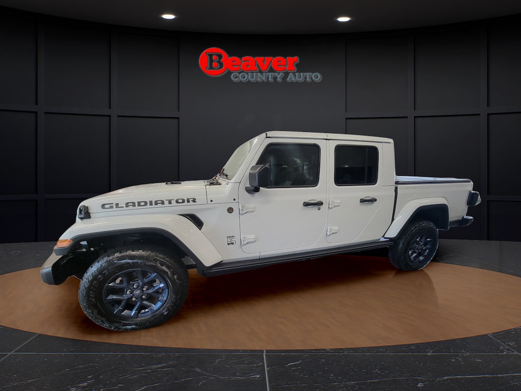 New 2026 Jeep Gladiator Sport Pickup