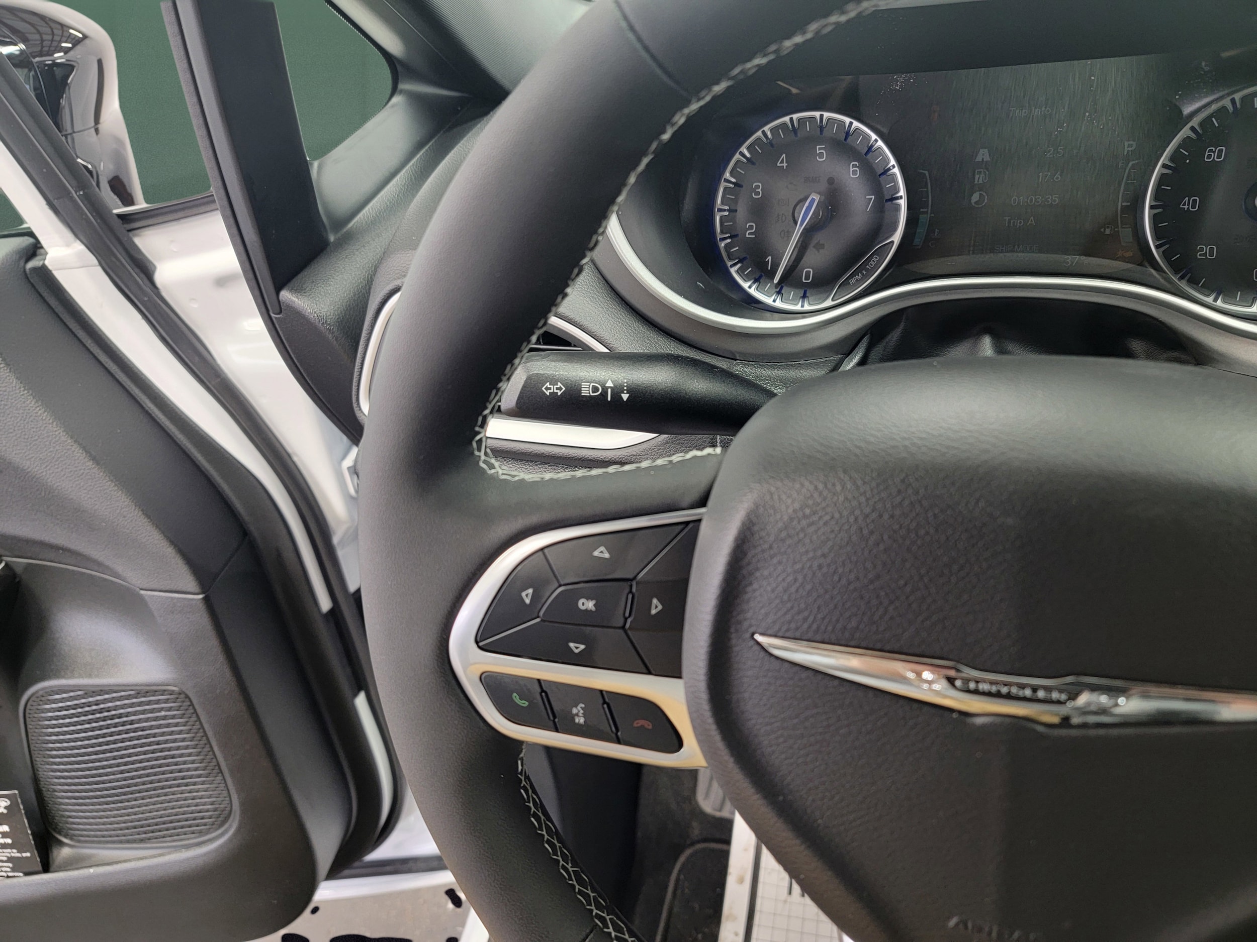 2026 Chrysler Voyager LX - Photo 21