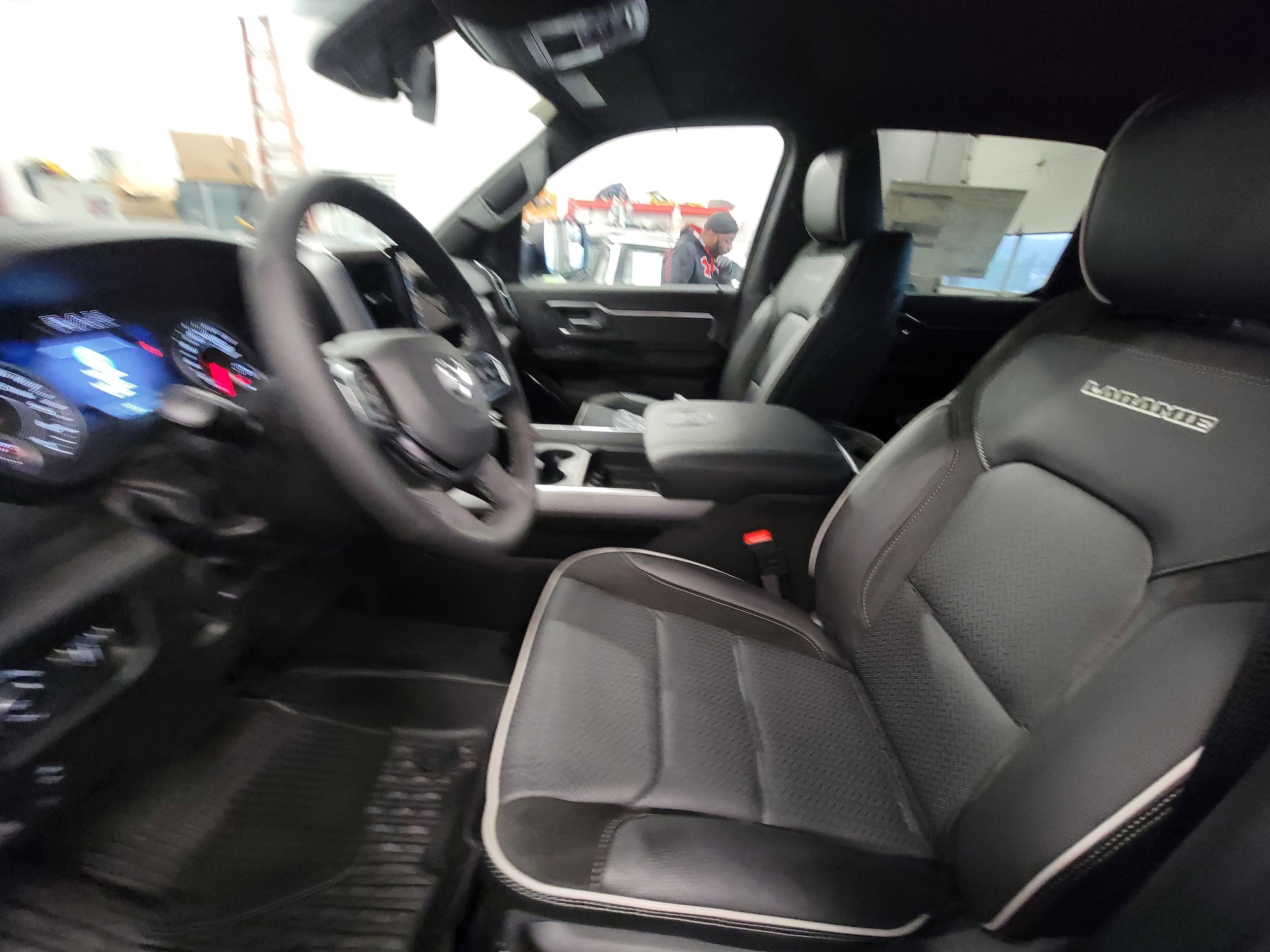 2026 RAM 1500 Laramie - Photo 15