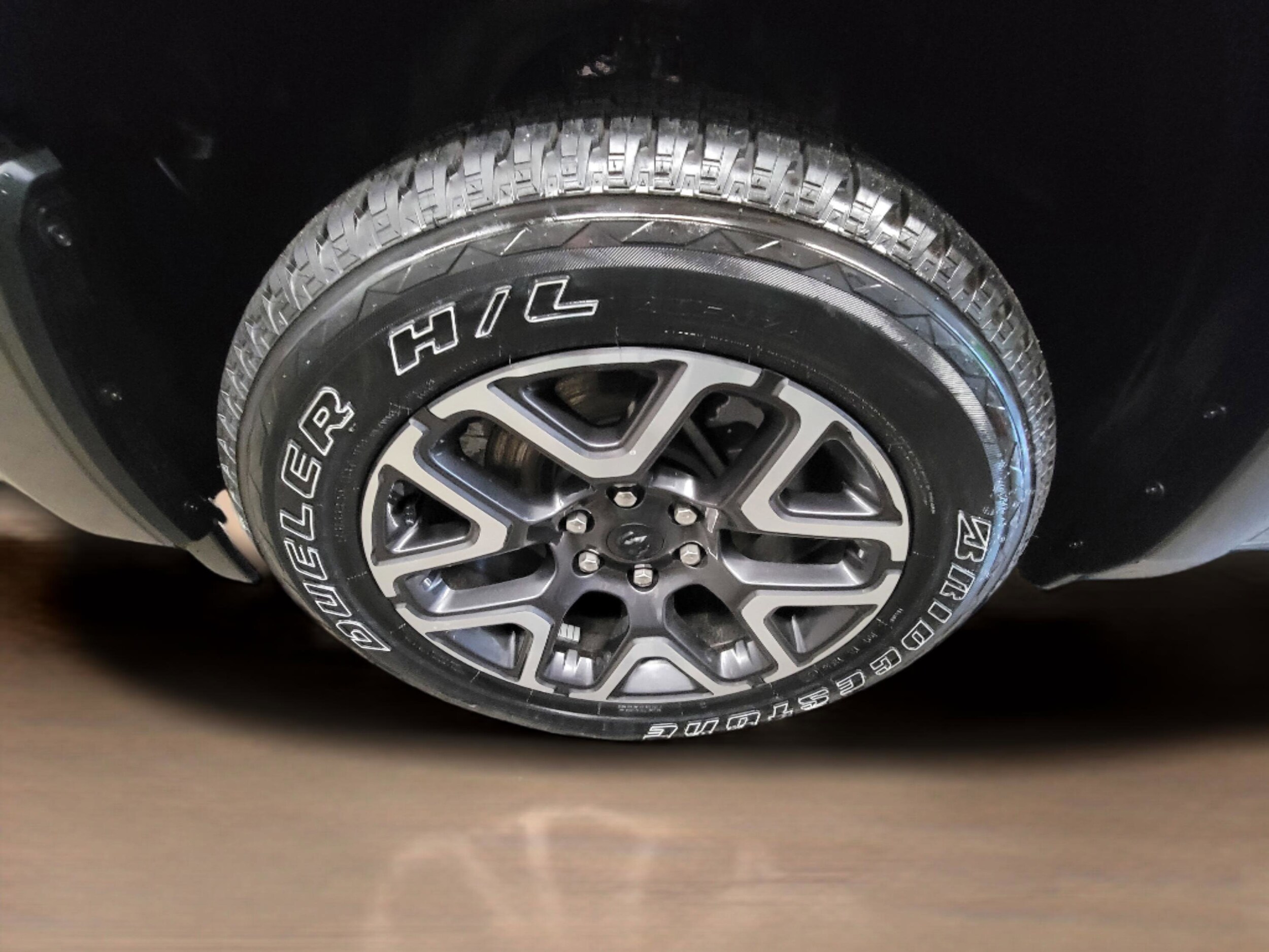 2026 RAM 1500 Laramie - Photo 23