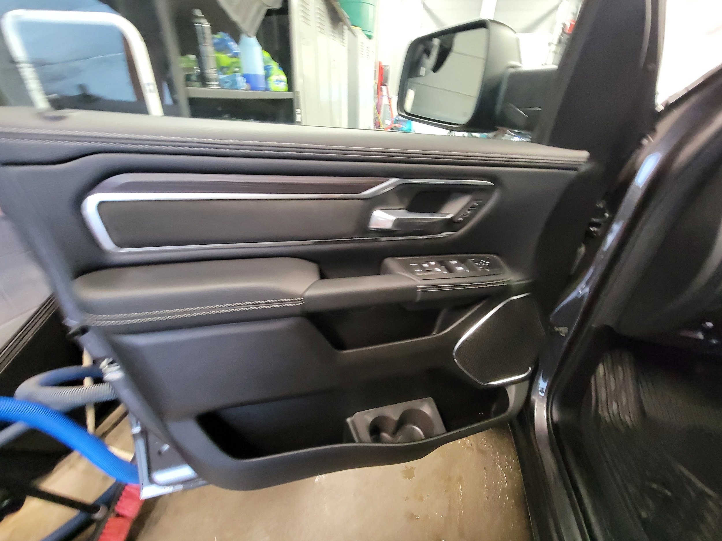 2026 RAM 1500 Laramie - Photo 14