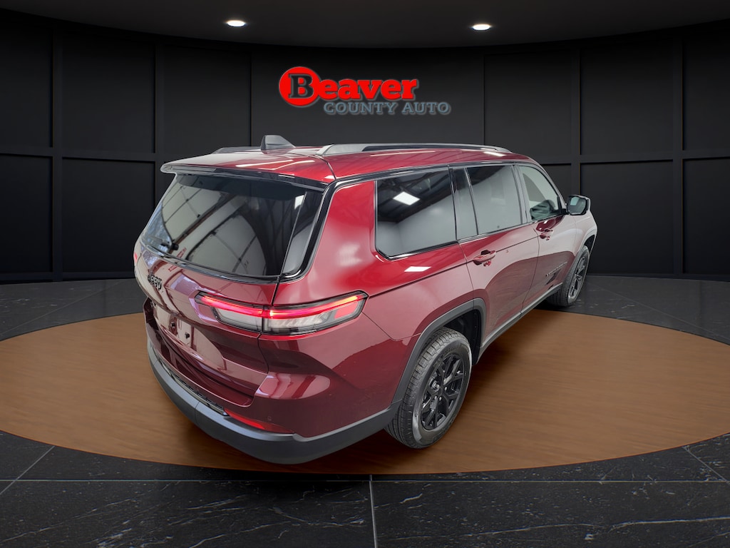 New 2025 Jeep Grand Cherokee L Laredo Sport Utility