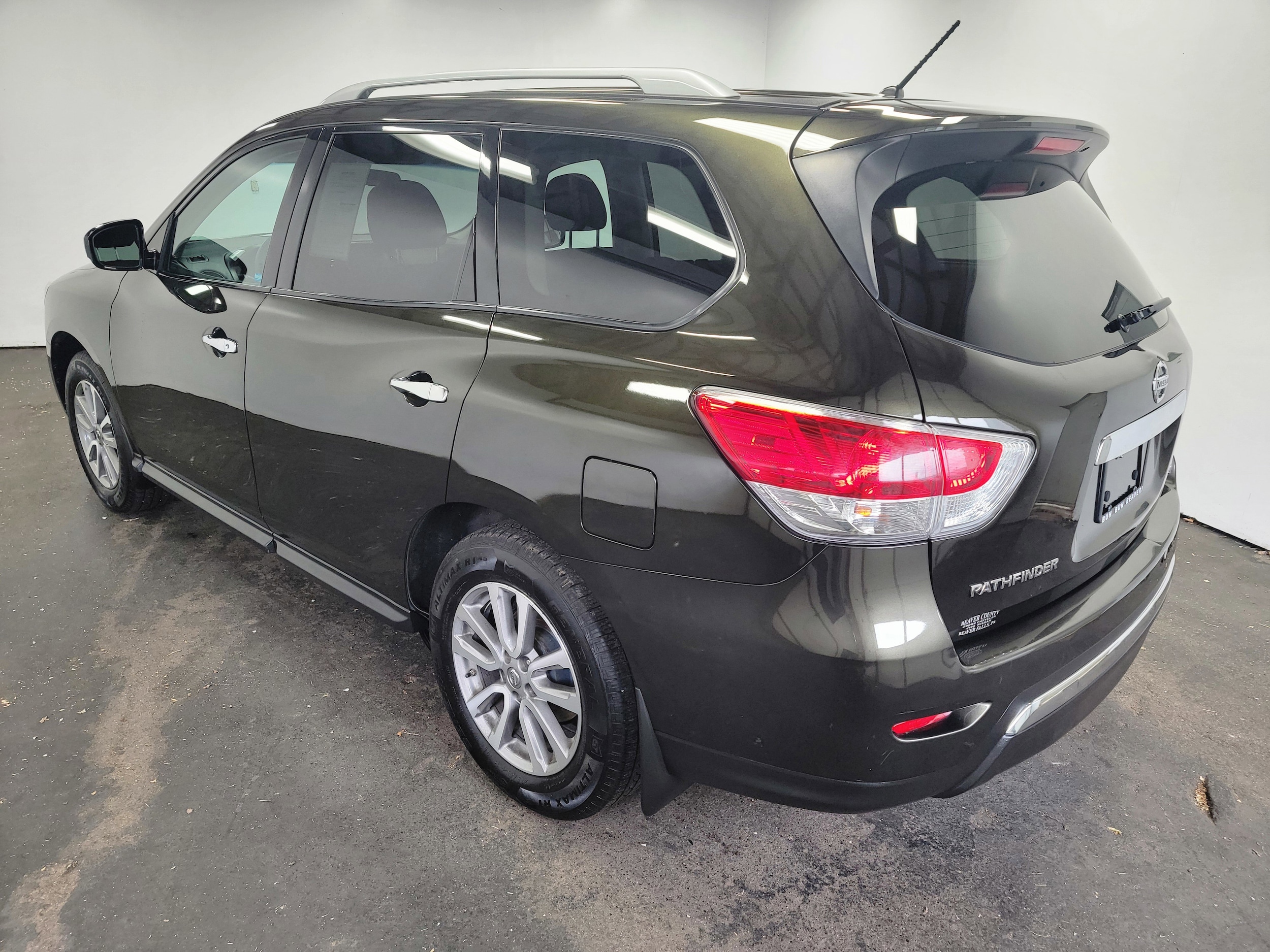 Used 2016 Nissan Pathfinder S with VIN 5N1AR2MMXGC625626 for sale in Beaver Falls, PA