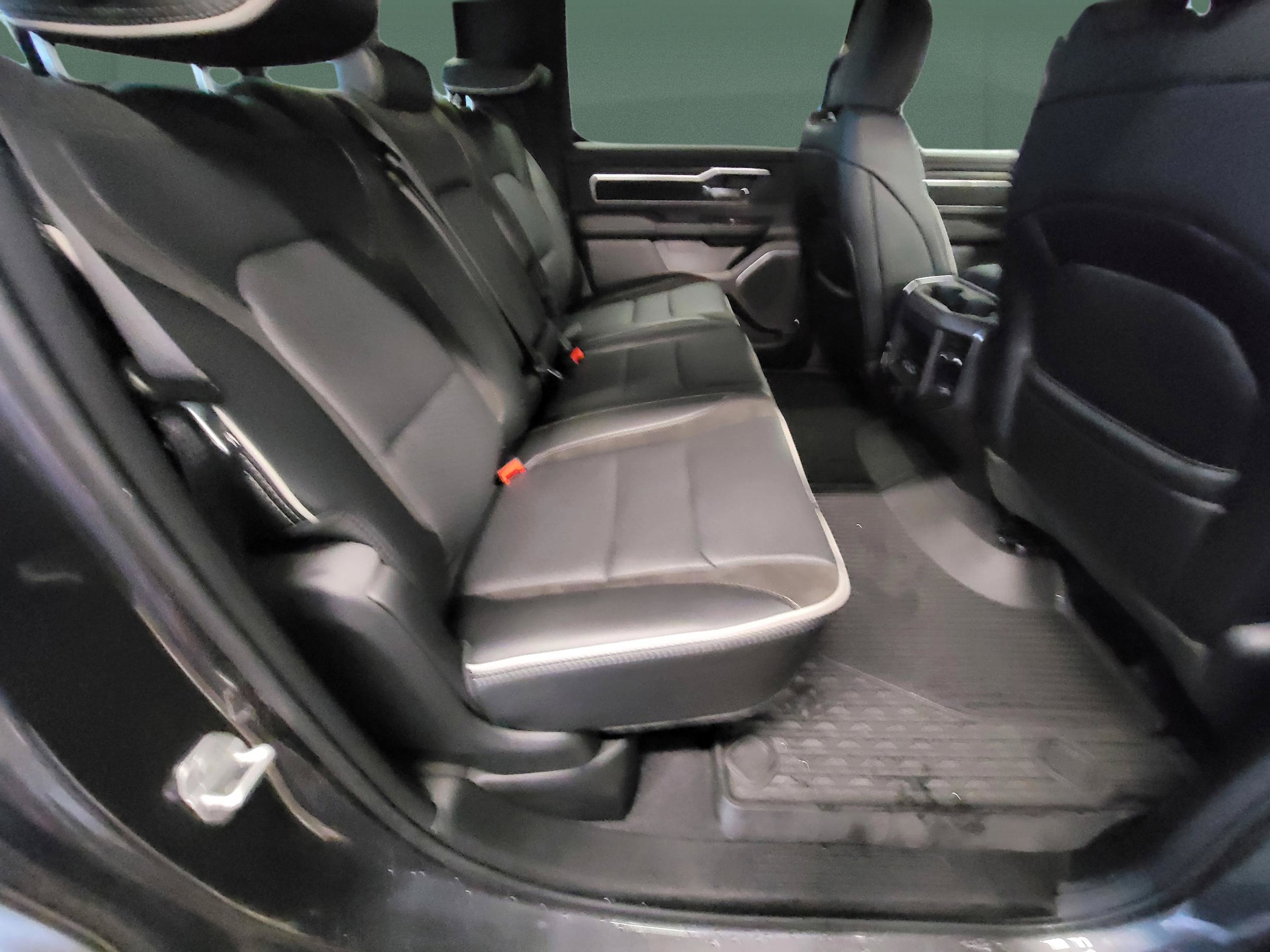 2026 RAM 1500 Laramie - Photo 16