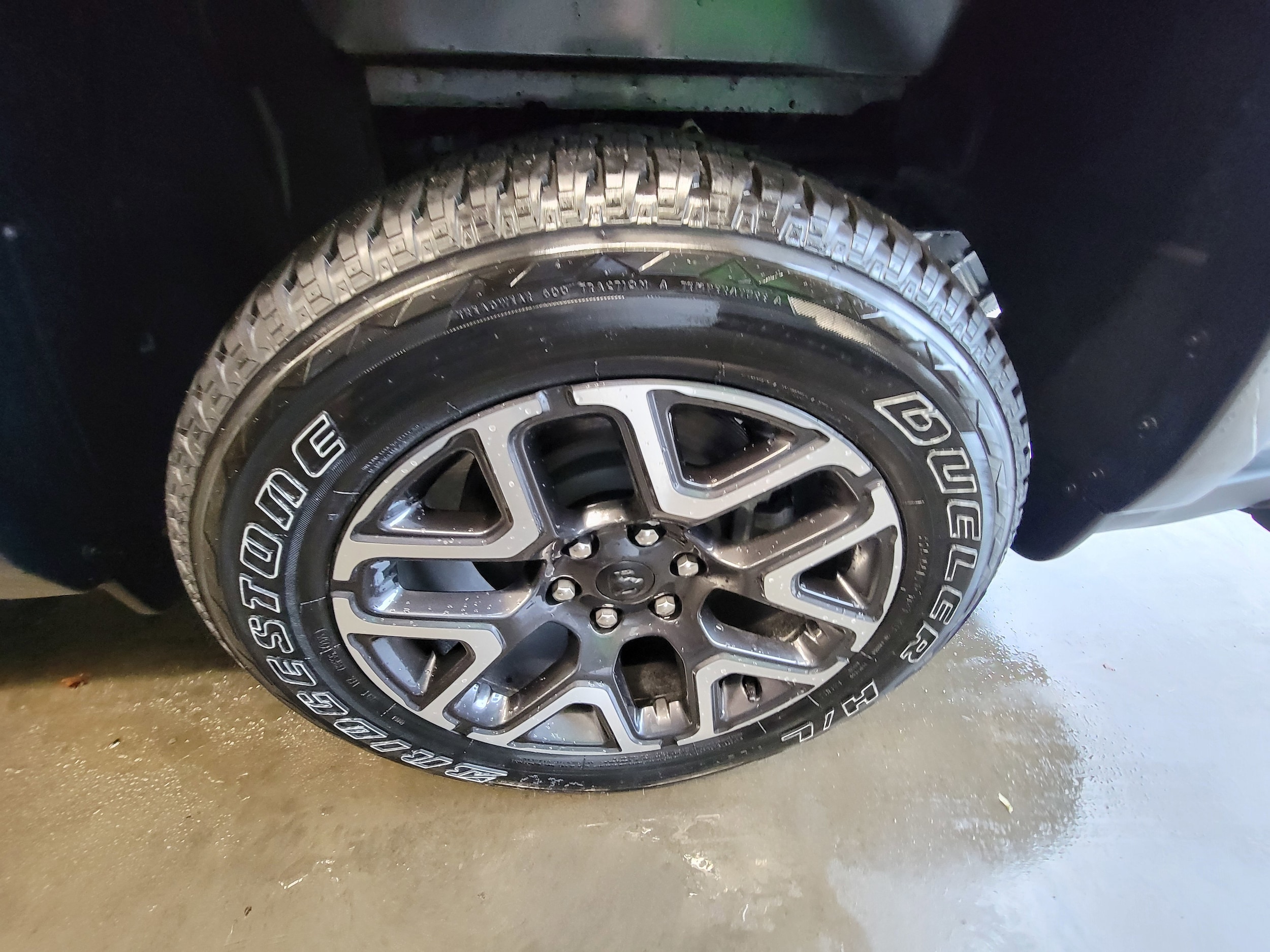 2026 RAM 1500 Laramie - Photo 11