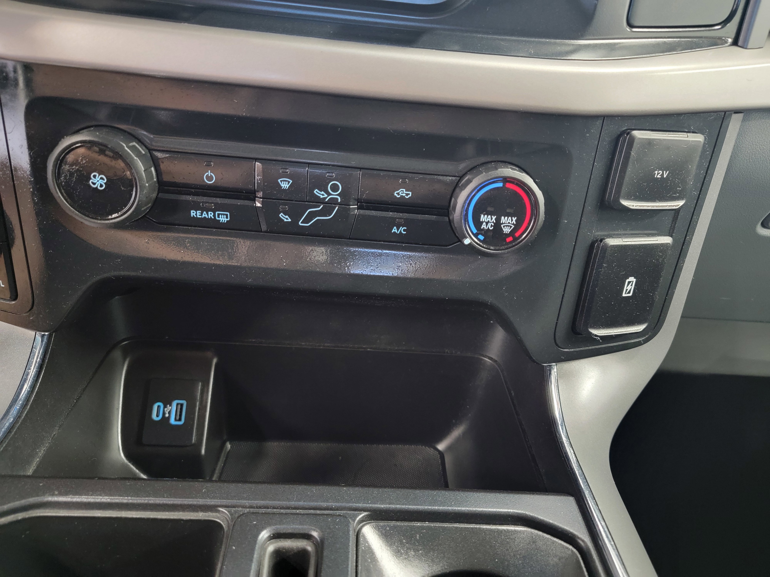 2022 Ford F-150 XLT - Photo 15