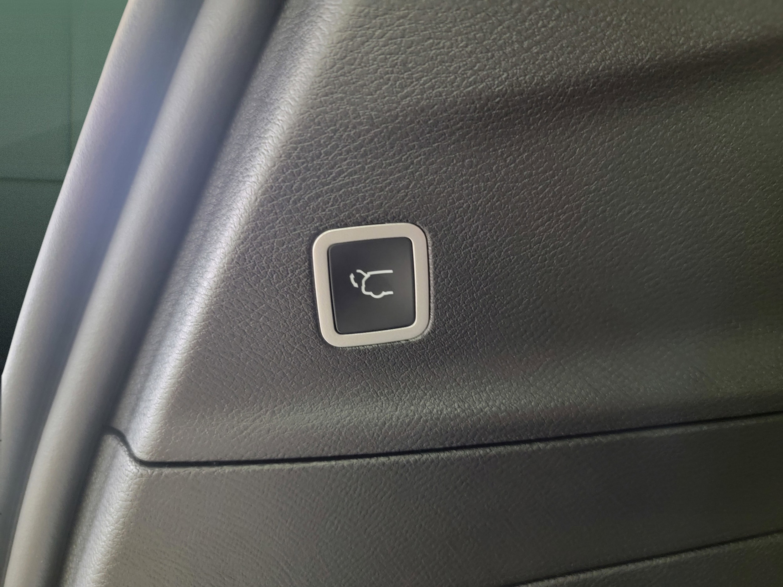 2026 Chrysler Voyager LX - Photo 13