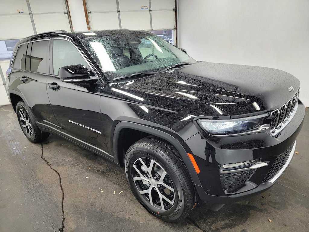 New 2025 Jeep Grand Cherokee Limited Sport Utility