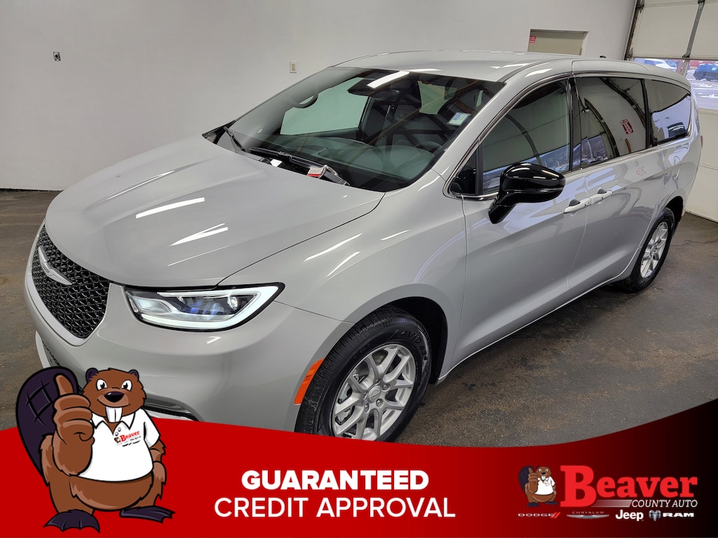 New 2026 Chrysler Pacifica Select Passenger Van