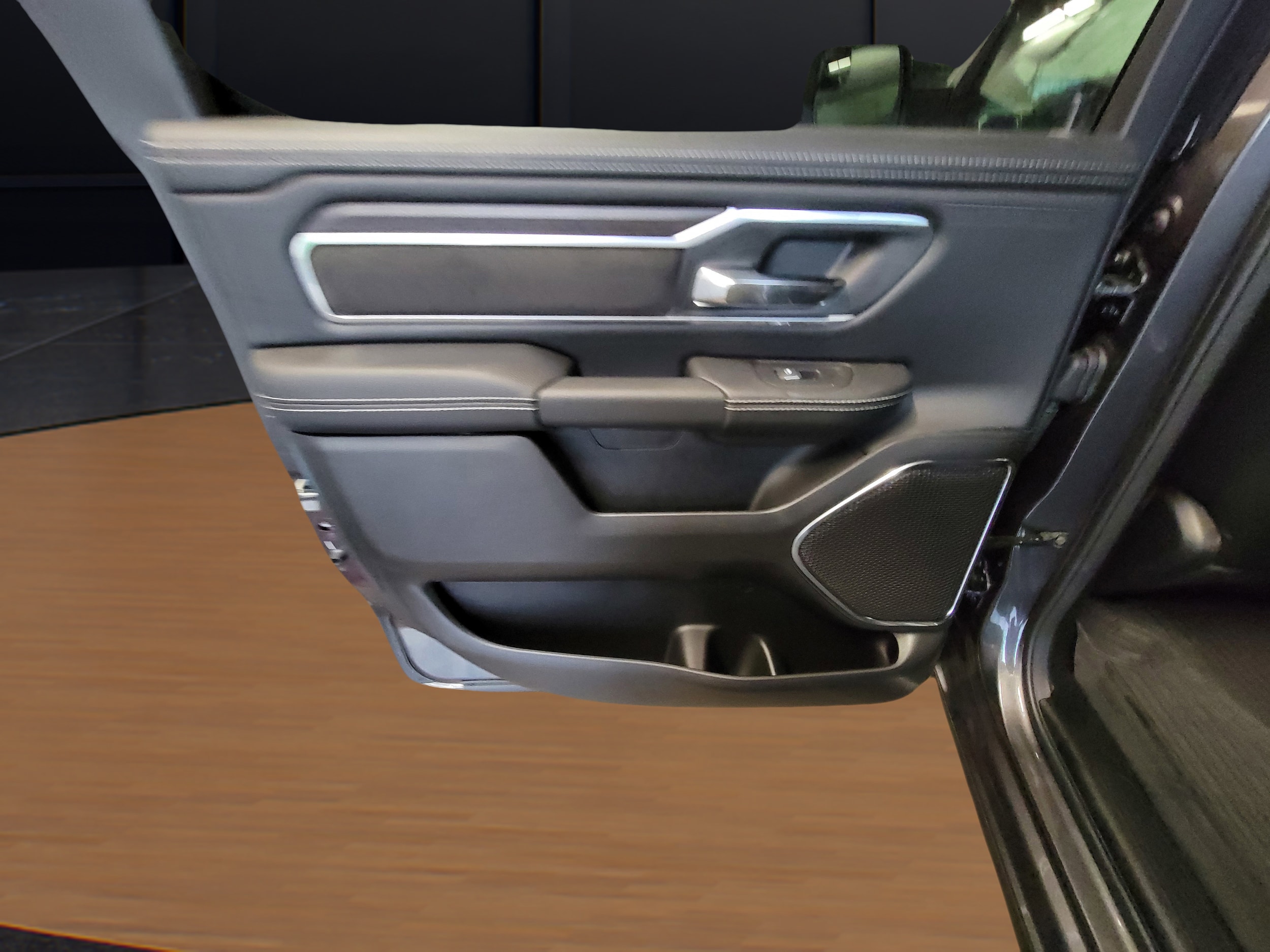 2026 RAM 1500 Laramie - Photo 12