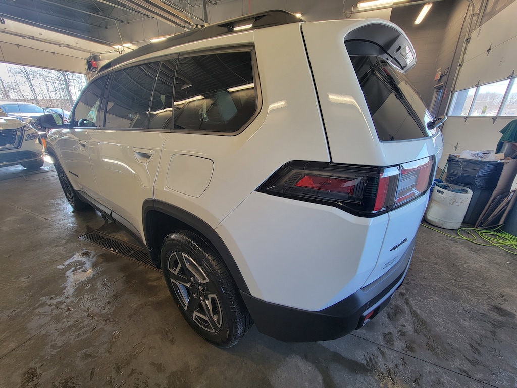 New 2026 Jeep Cherokee Laredo/Limited Sport Utility