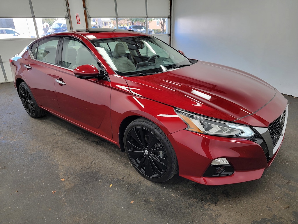 Used 2020 Nissan Altima 2.5 Platinum Sedan