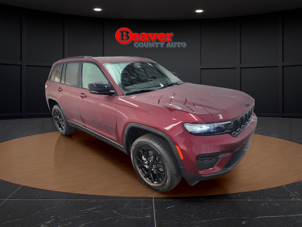 New 2025 Jeep Grand Cherokee Laredo Sport Utility