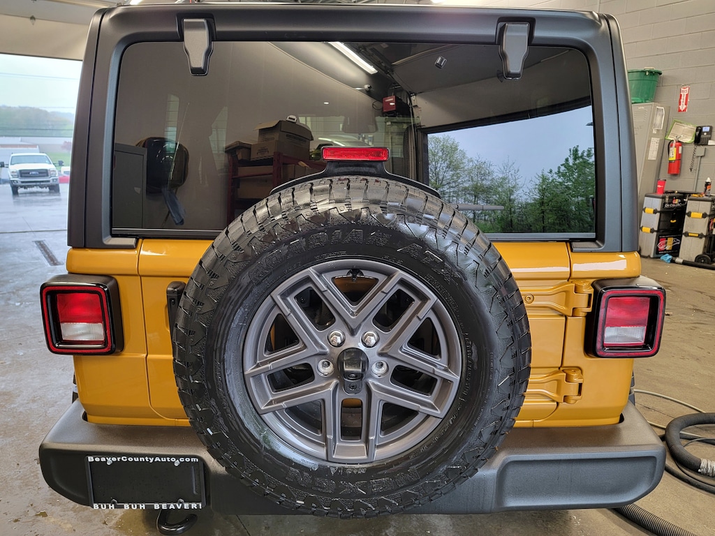 New 2026 Jeep Wrangler Sport Sport Utility
