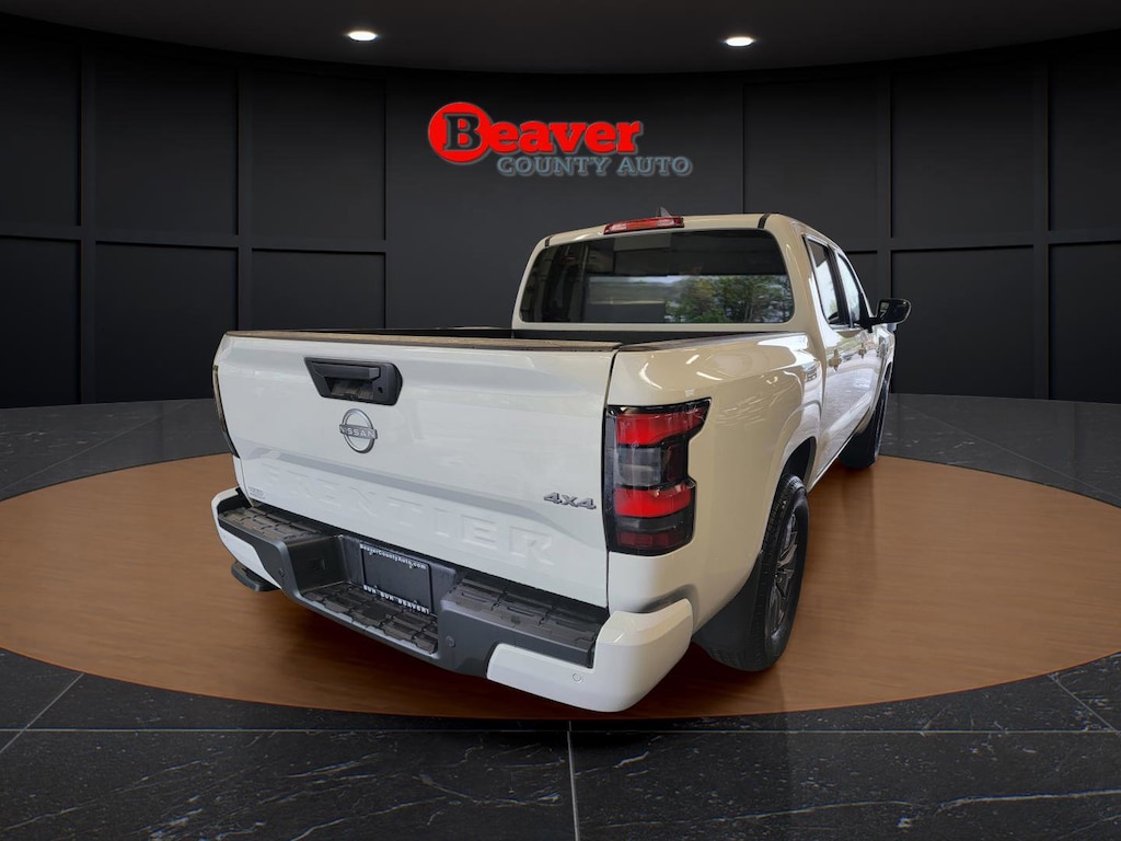 Used 2025 Nissan Frontier SV Crew Cab 4x4 SV