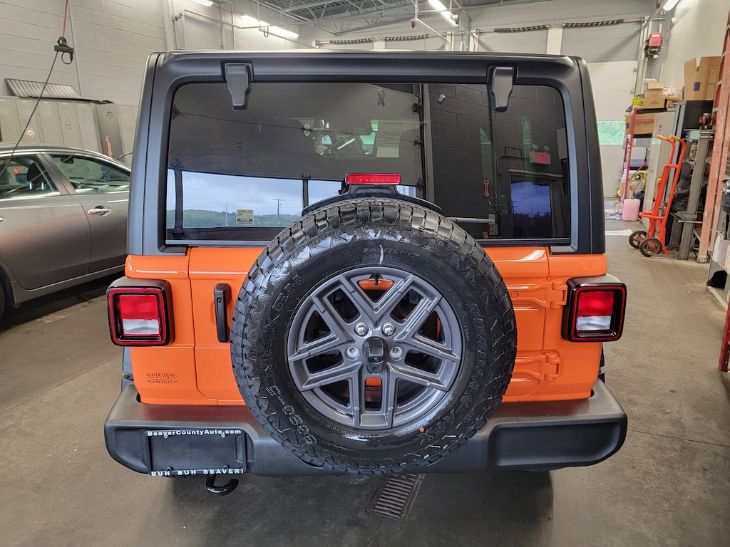 New 2026 Jeep Wrangler Sport Sport Utility