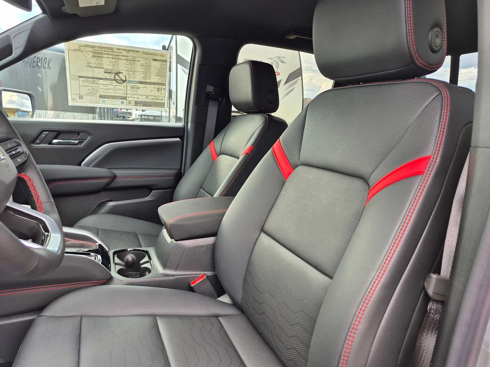 2026 Chevrolet Colorado Z71 - Photo 18