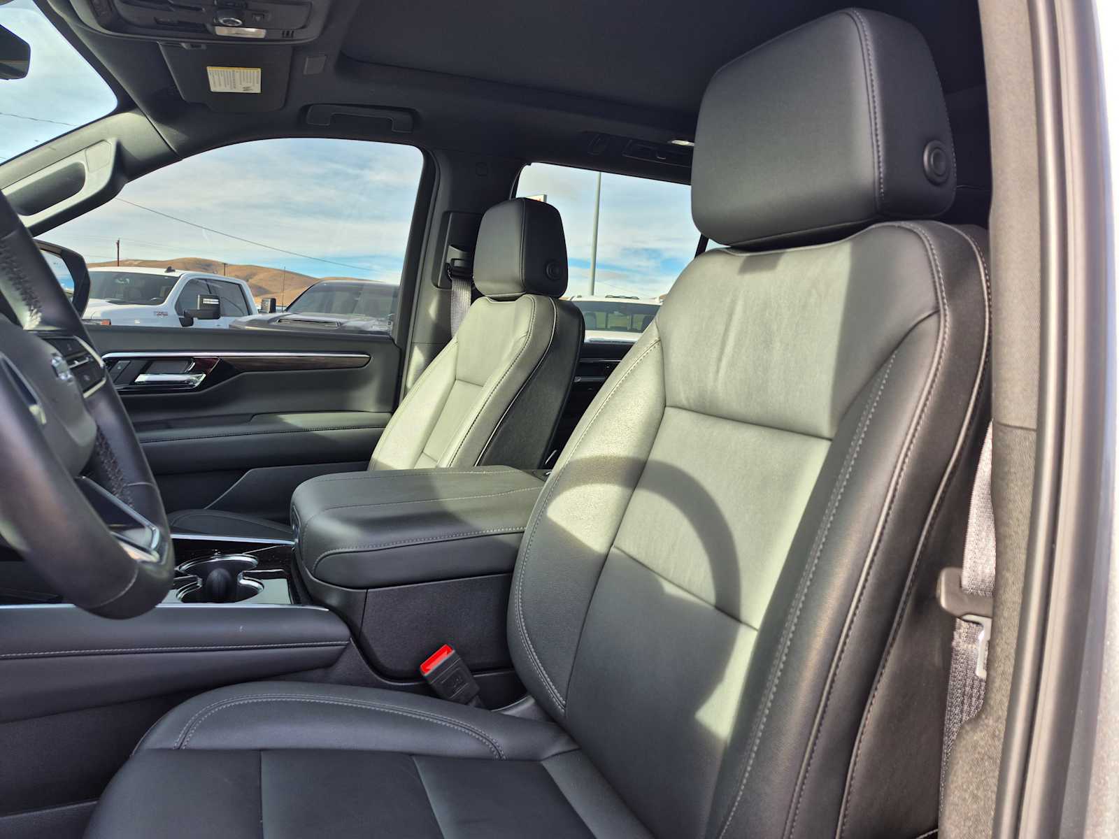 2025 Chevrolet Tahoe Z71 - Photo 20