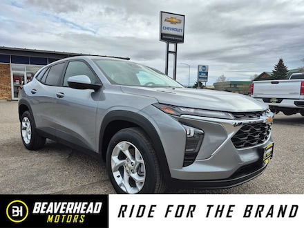 2026 Chevrolet Trax LS SUV