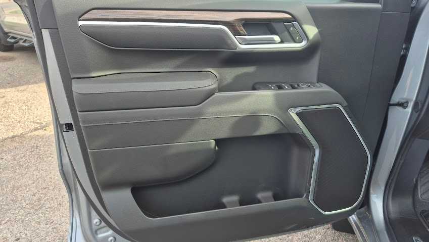 2026 Chevrolet Silverado 1500 LT - Photo 12